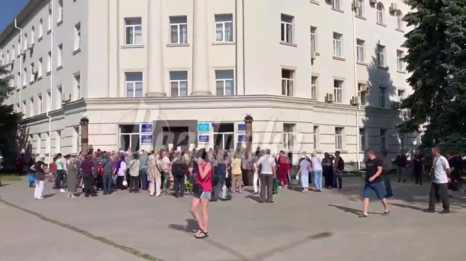 В Херсоне местных жителей обеспечат лекарствами