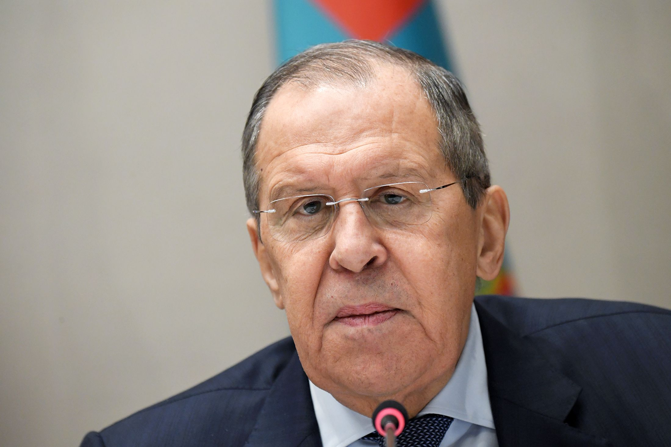 Лавров: у Белграда, с точки зрения Запада, не должно быть никакого выбора