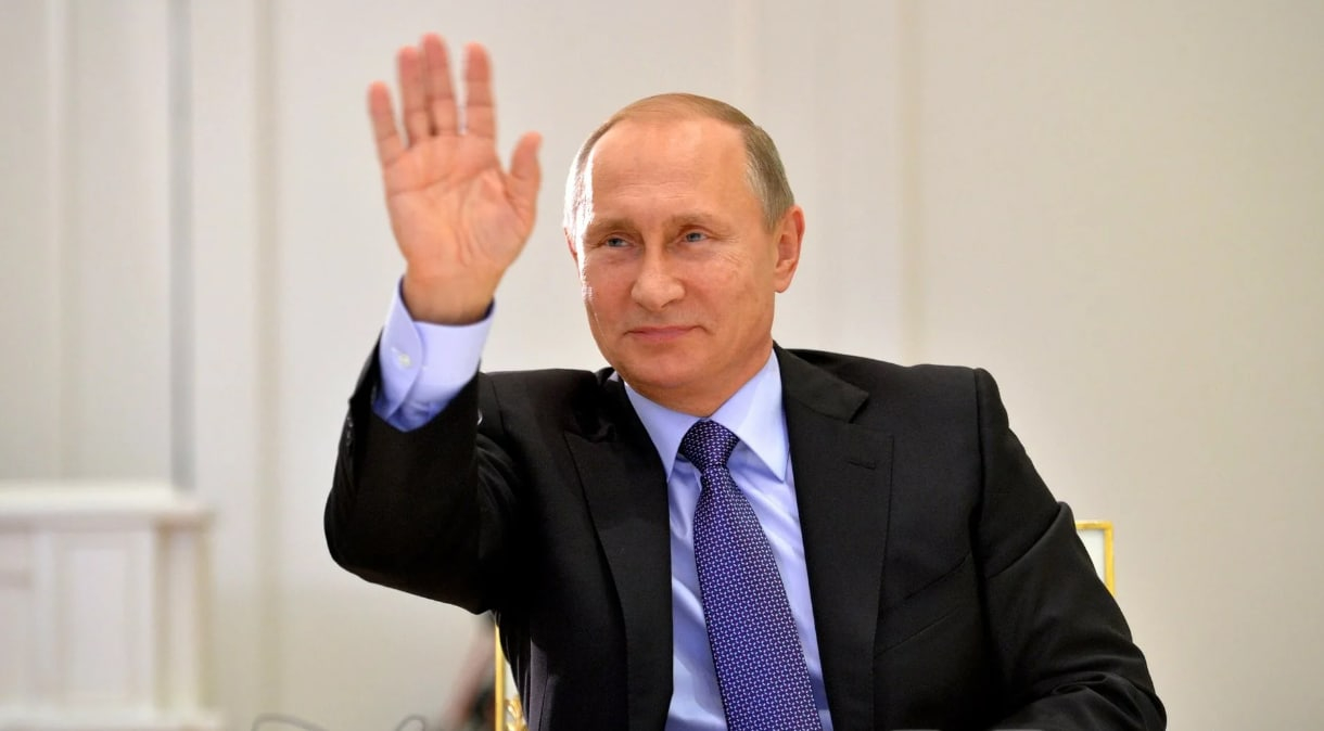 Карин Жан-Пьер обвинила Путина в повышении цен на бензин по всему миру