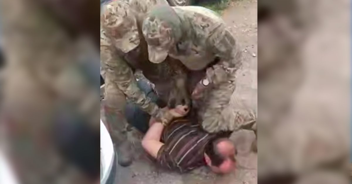 Двое жителей Ярославской области задержаны за госизмену