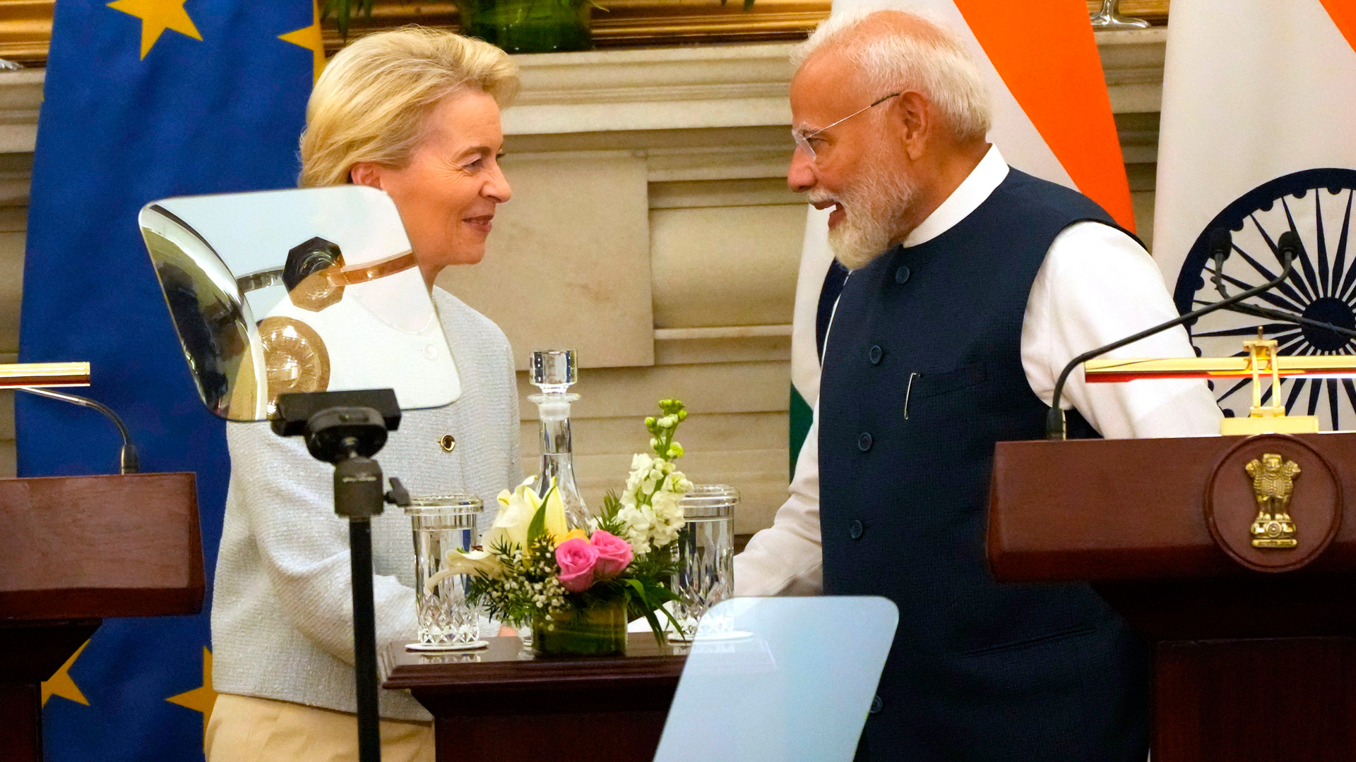 В ЕС отказались вводить 100% пошлины против Индии и Китая по требованию Трампа