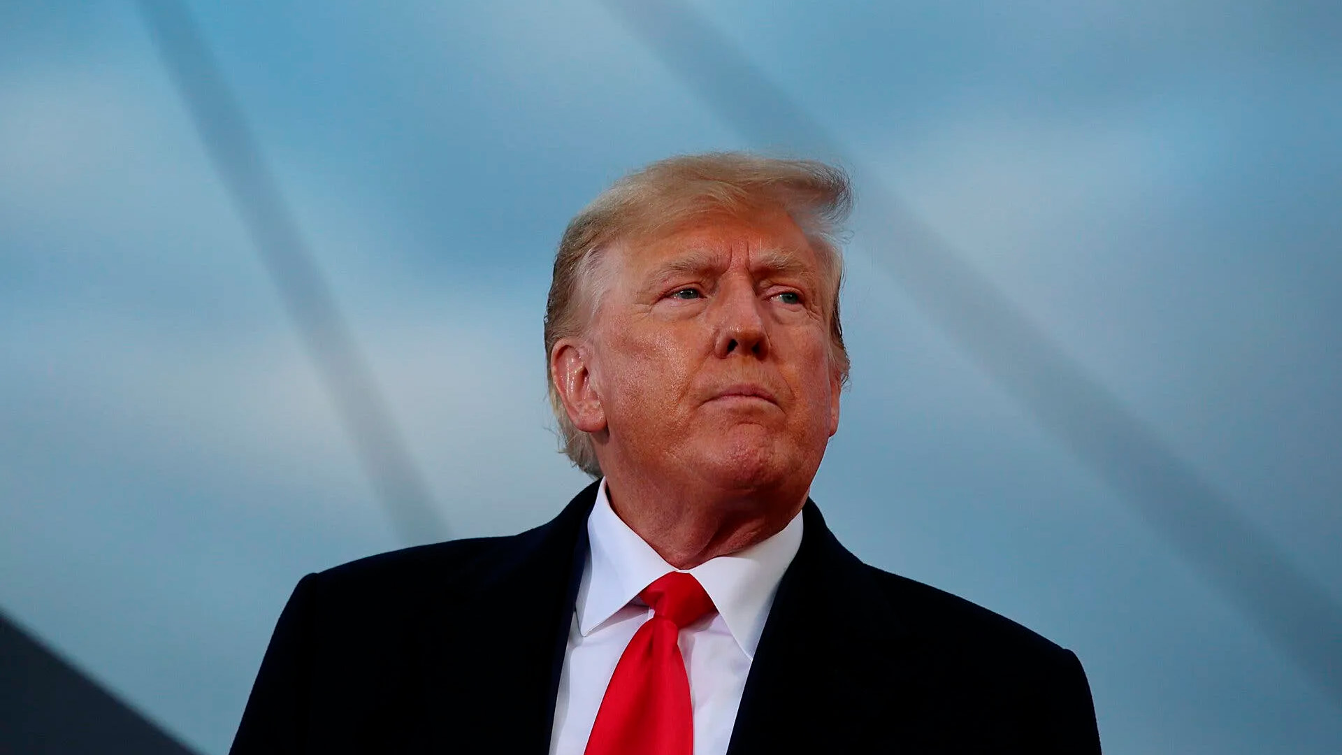 Трамп подал иск о клевете на 15 млрд долларов против The New York Times