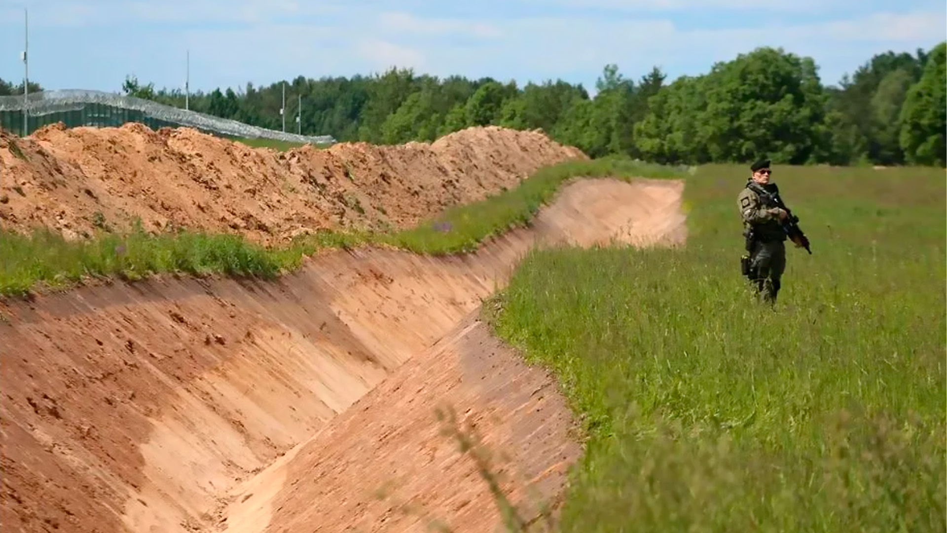 Эстония начала строить сооружения на границе с Россией