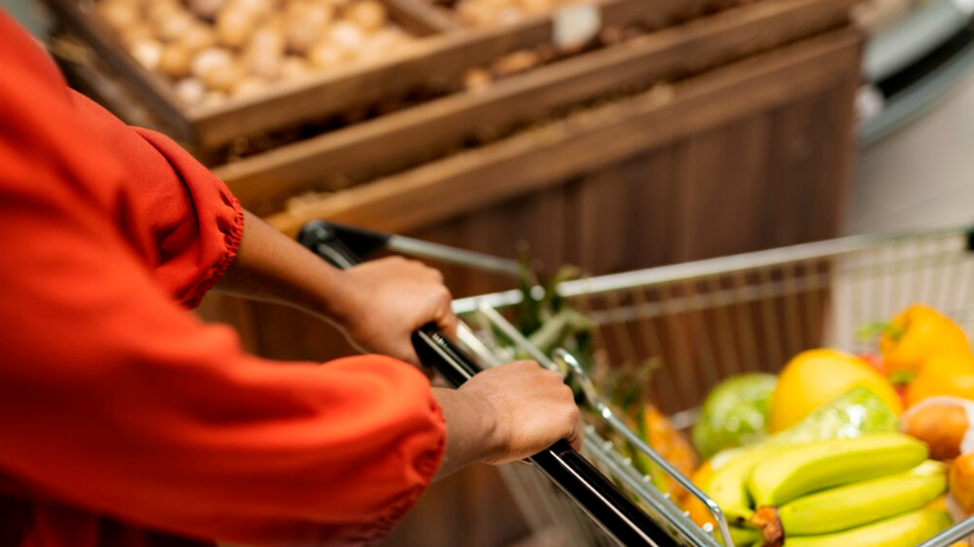 Экономист рассказала, на сколько может повыситься стоимость продуктов после увеличения НДС