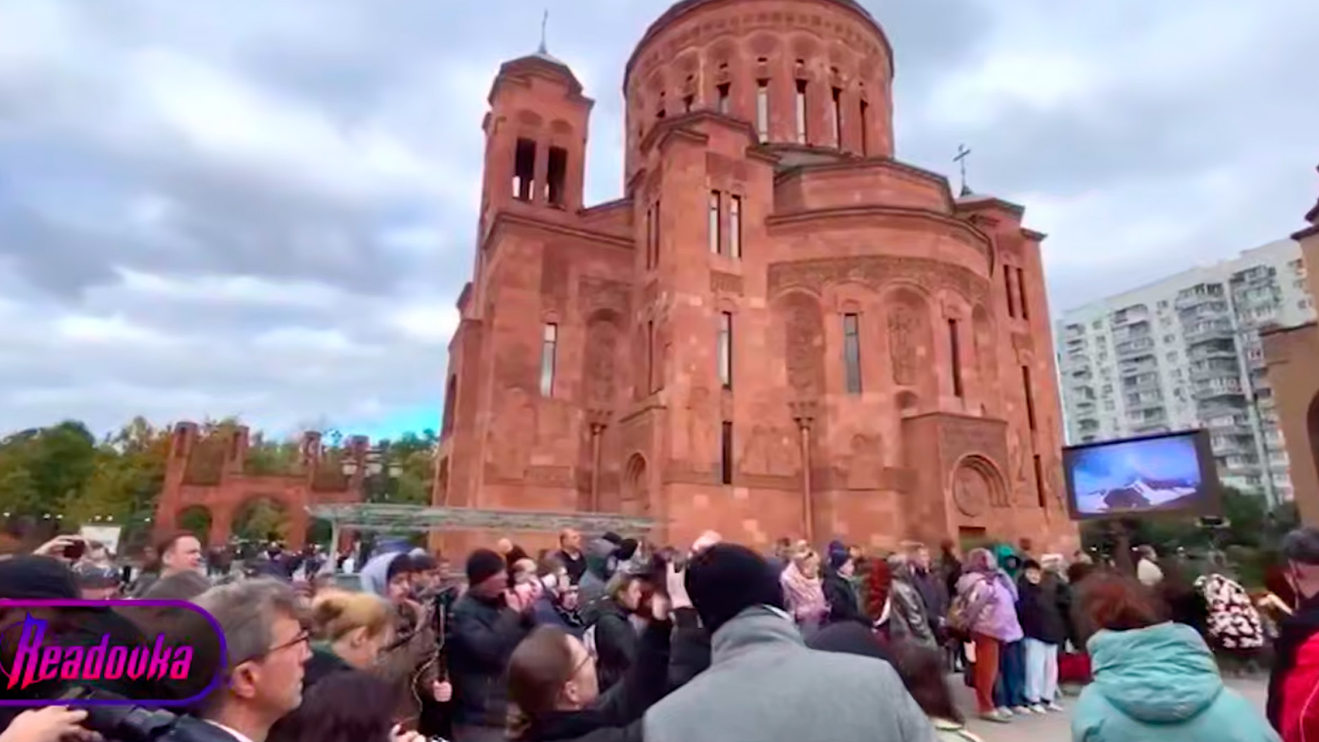 В Москве простились с режиссером Тиграном Кеосаяном