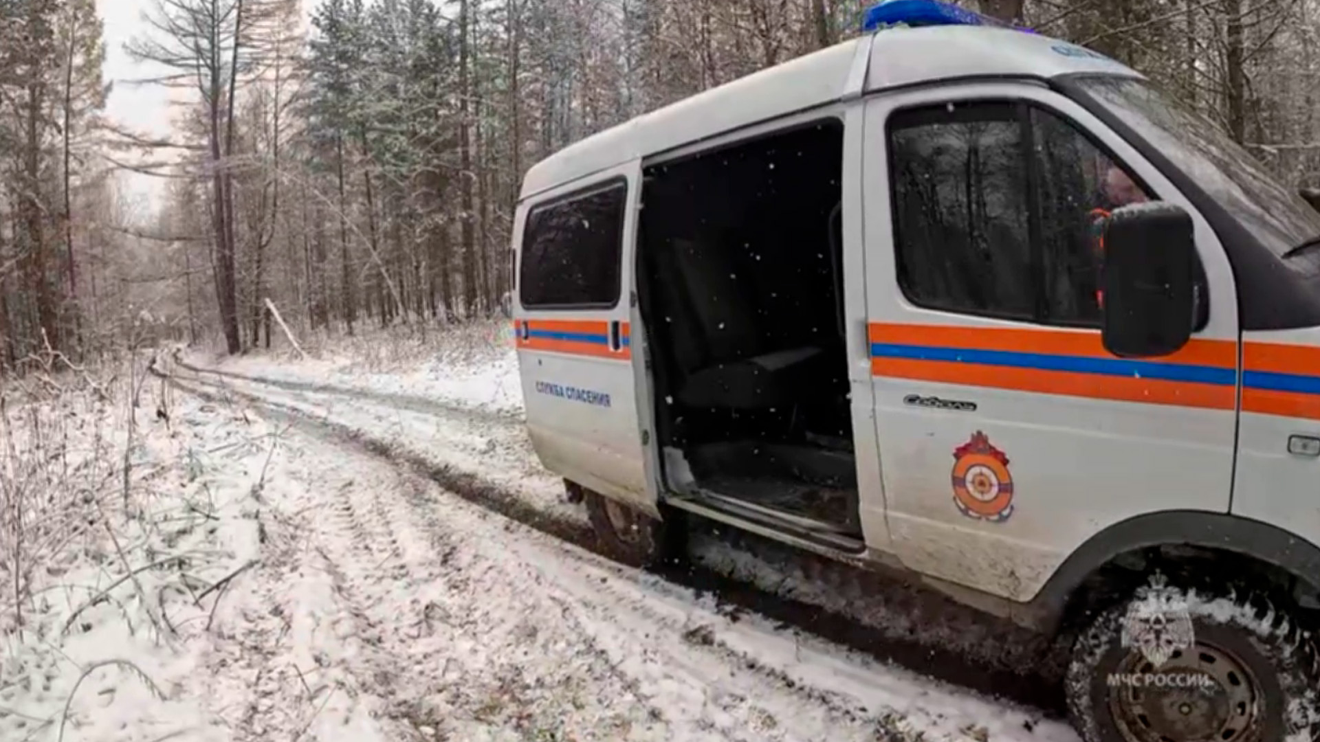 Группу по поиску пропавшей в Красноярском крае семьи расширили до 350 человек