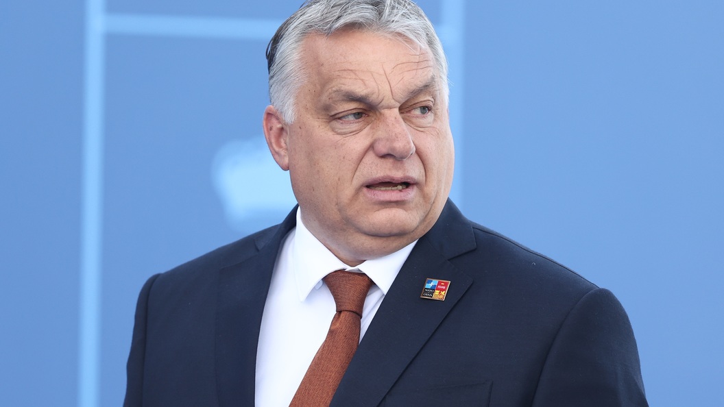 Орбан не исключил, что на венгерский НПЗ с нефтью из России напали извне