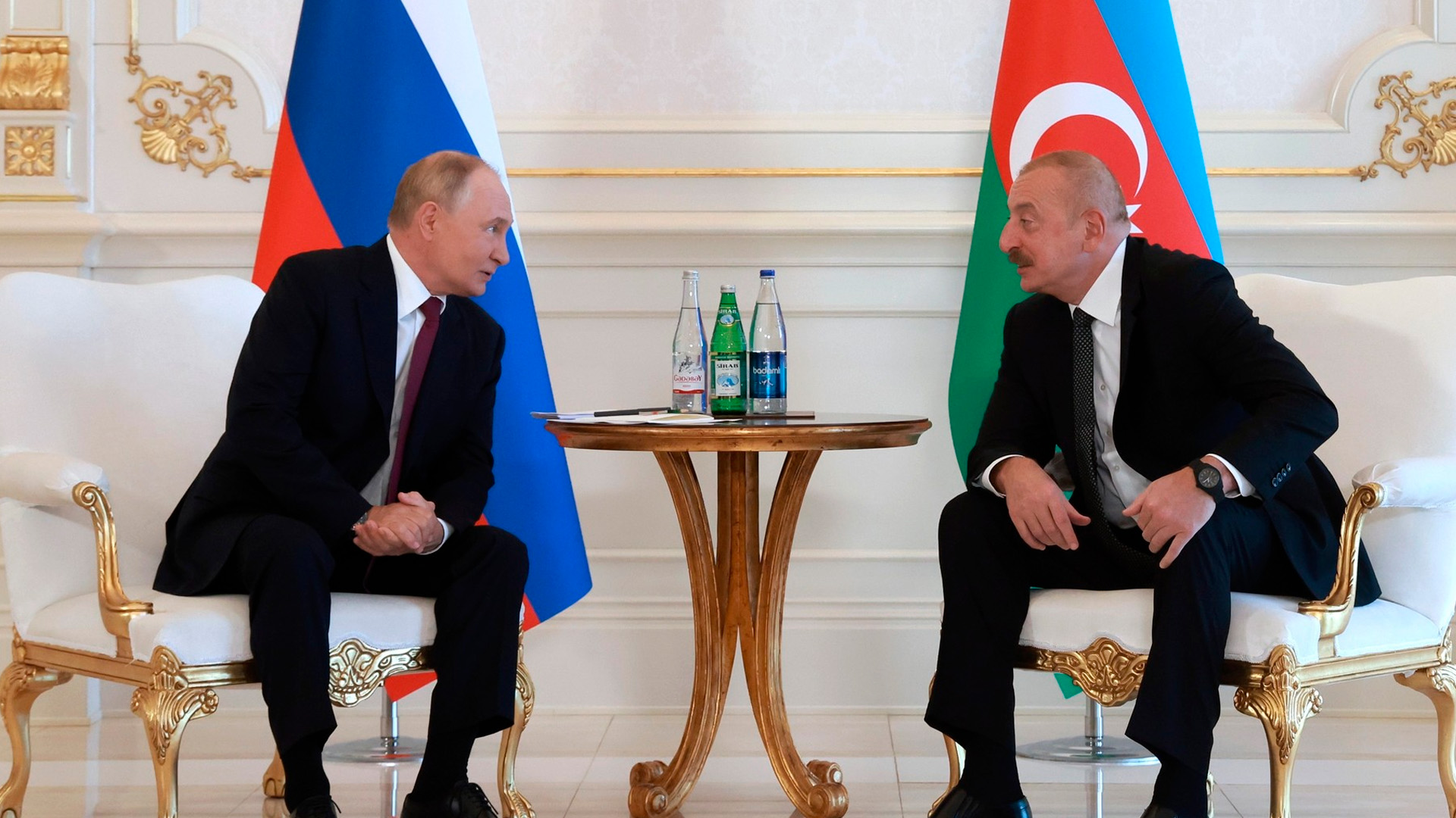 Песков рассказал о планах Путина и Алиева обсудить проблемные вопросы в отношениях Москвы и Баку