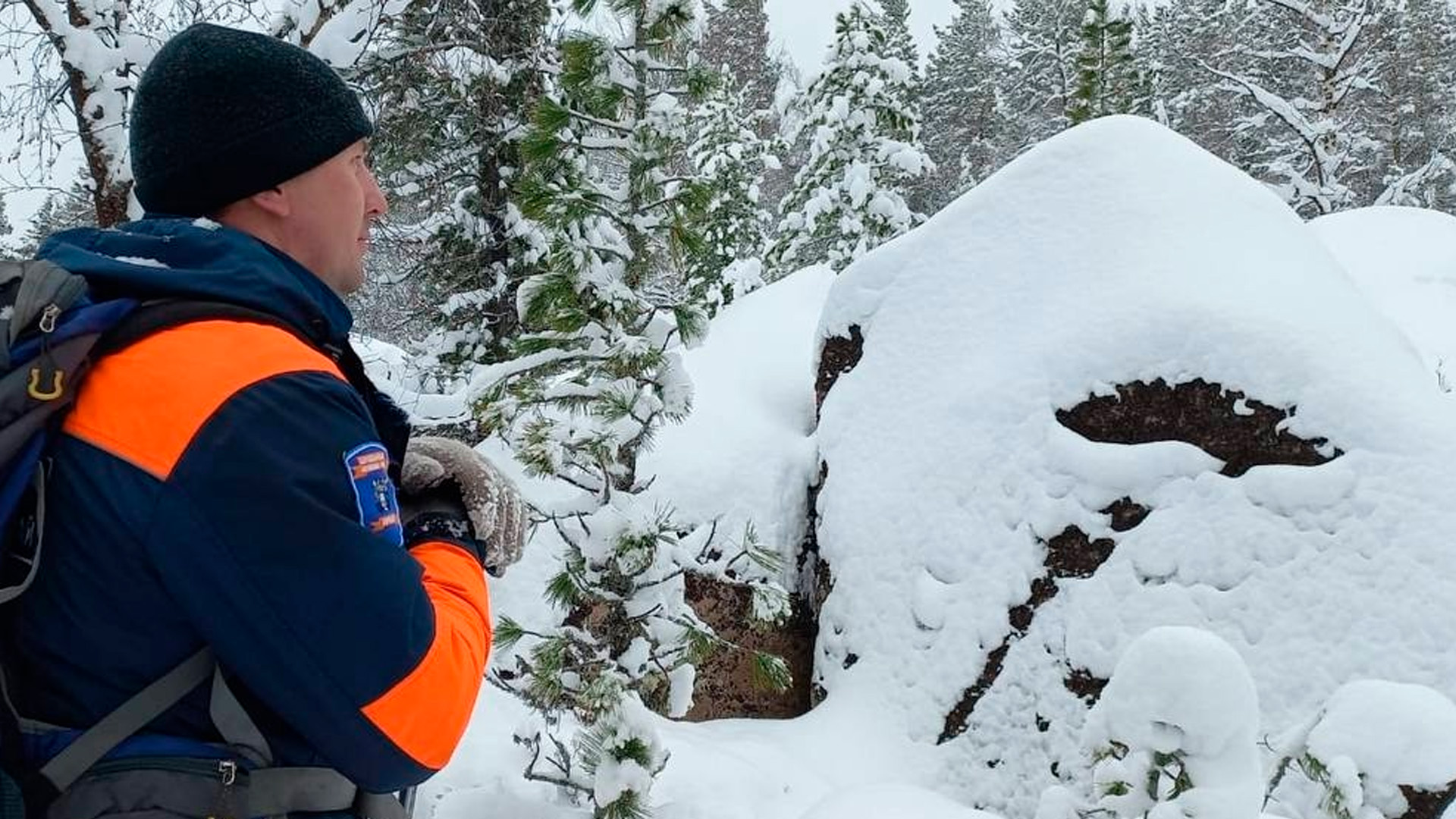 В поисках семьи Усольцевых спасатели обследовали труднодоступную пещеру