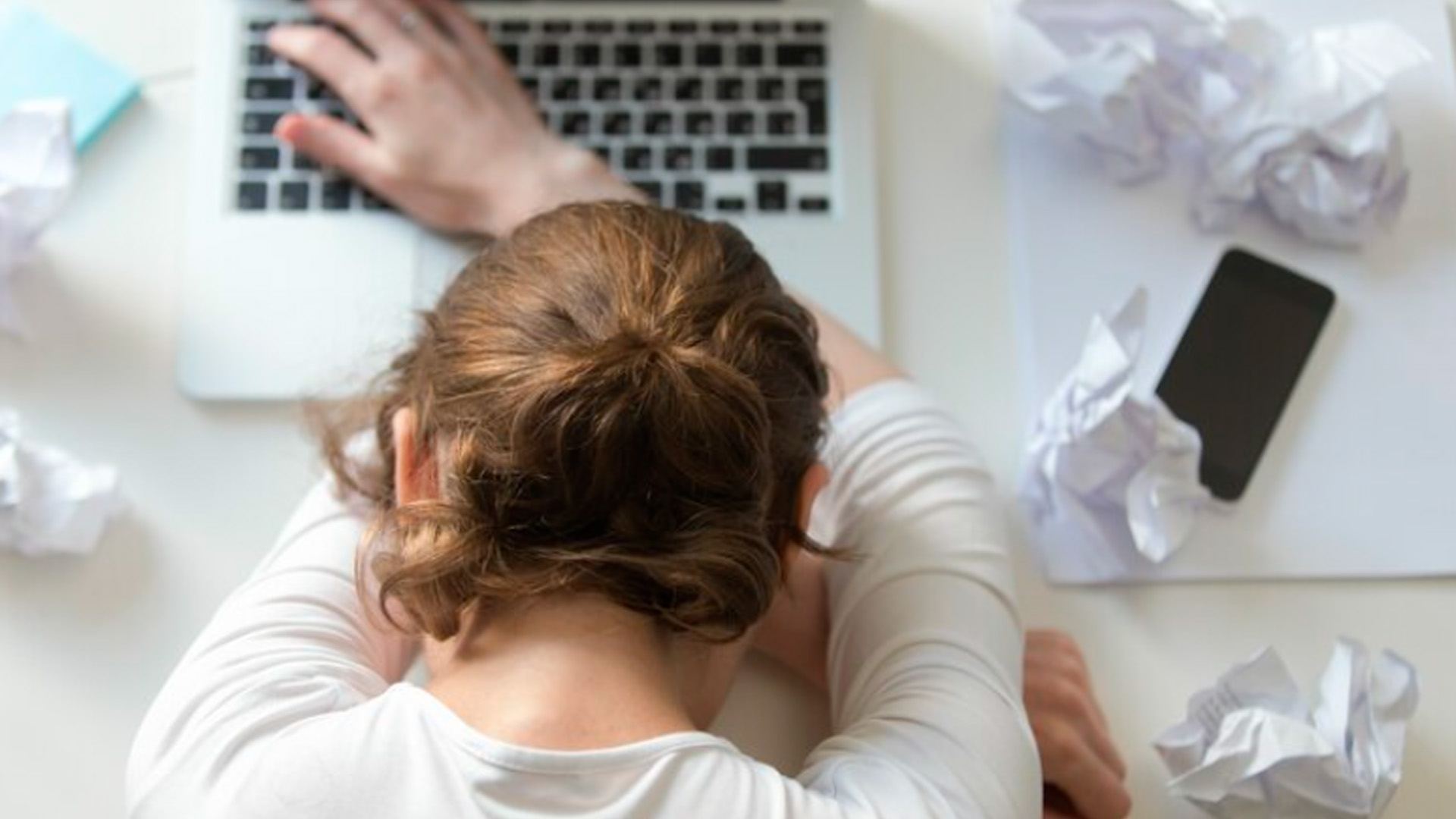 «Тихий надлом»: что скрывается за новой формой профессионального выгорания