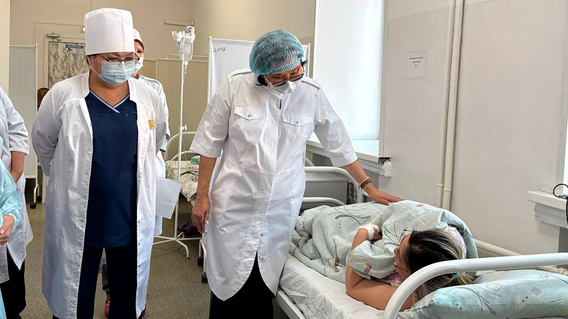 До 89 человек выросло число отравившихся готовой едой в Бурятии
