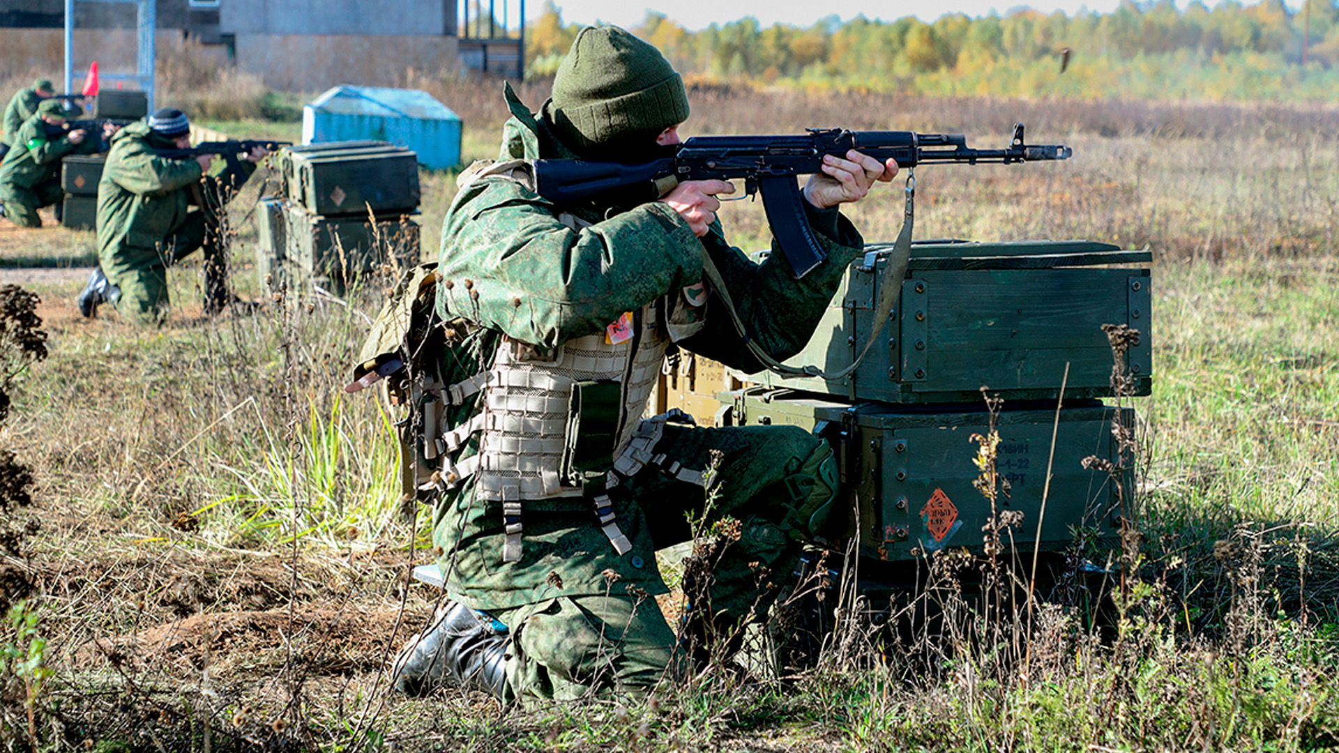 Президент одобрил идею усиления защиты критически важных объектов с помощью добровольцев