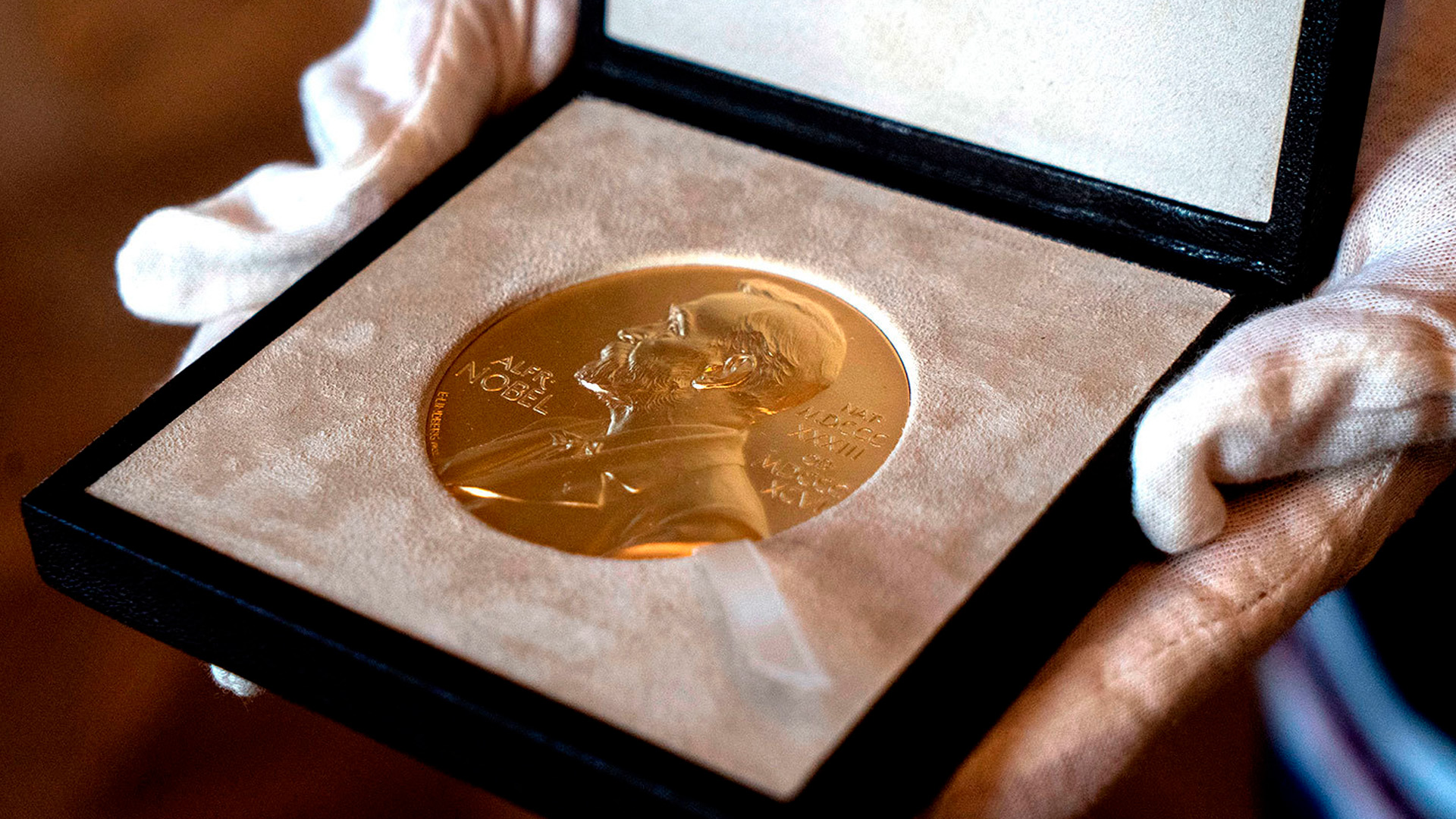 Политтехнолог объяснил отказ Трампу в Нобелевской премии политическими мотивами