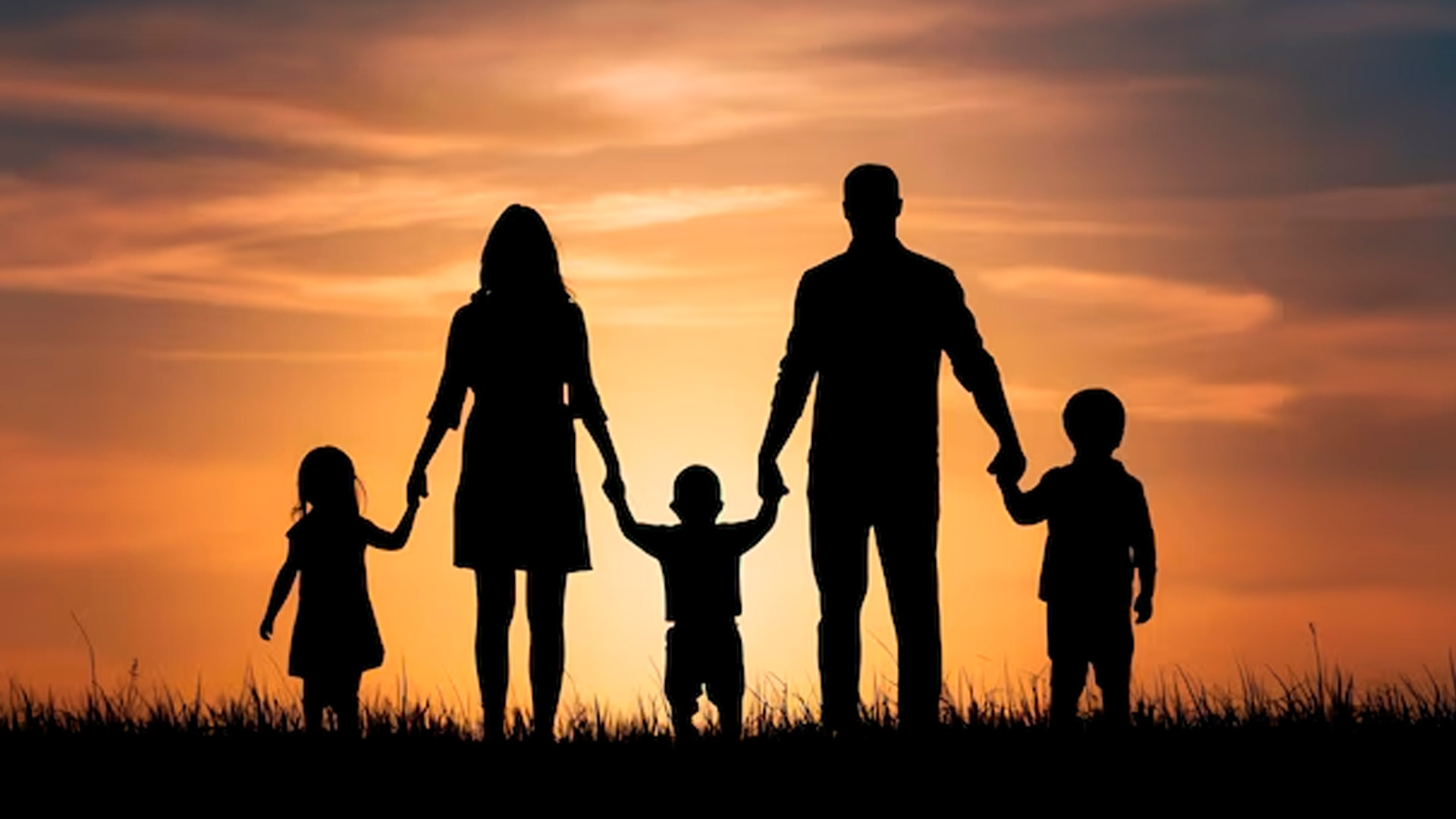 Многодетных семей захотели защитить от взыскания имущества за долги