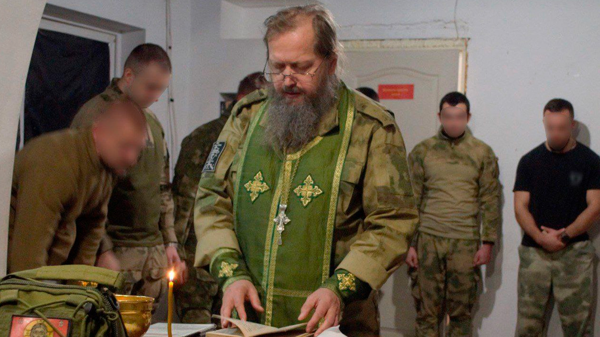 Священнослужители посетили росгвардейцев в зоне СВО