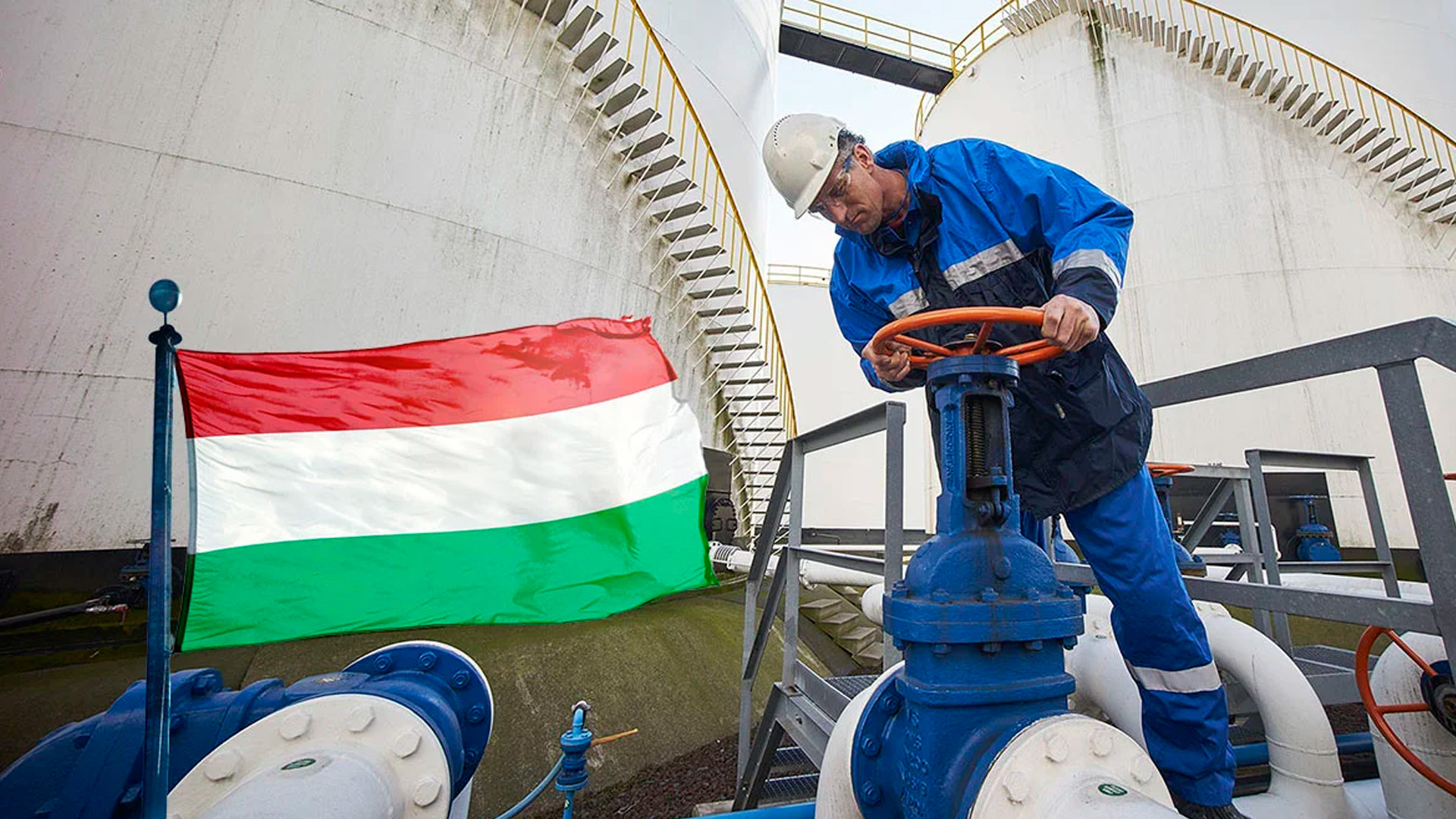 США освободили поставки нефти и газа РФ в Венгрию бессрочно