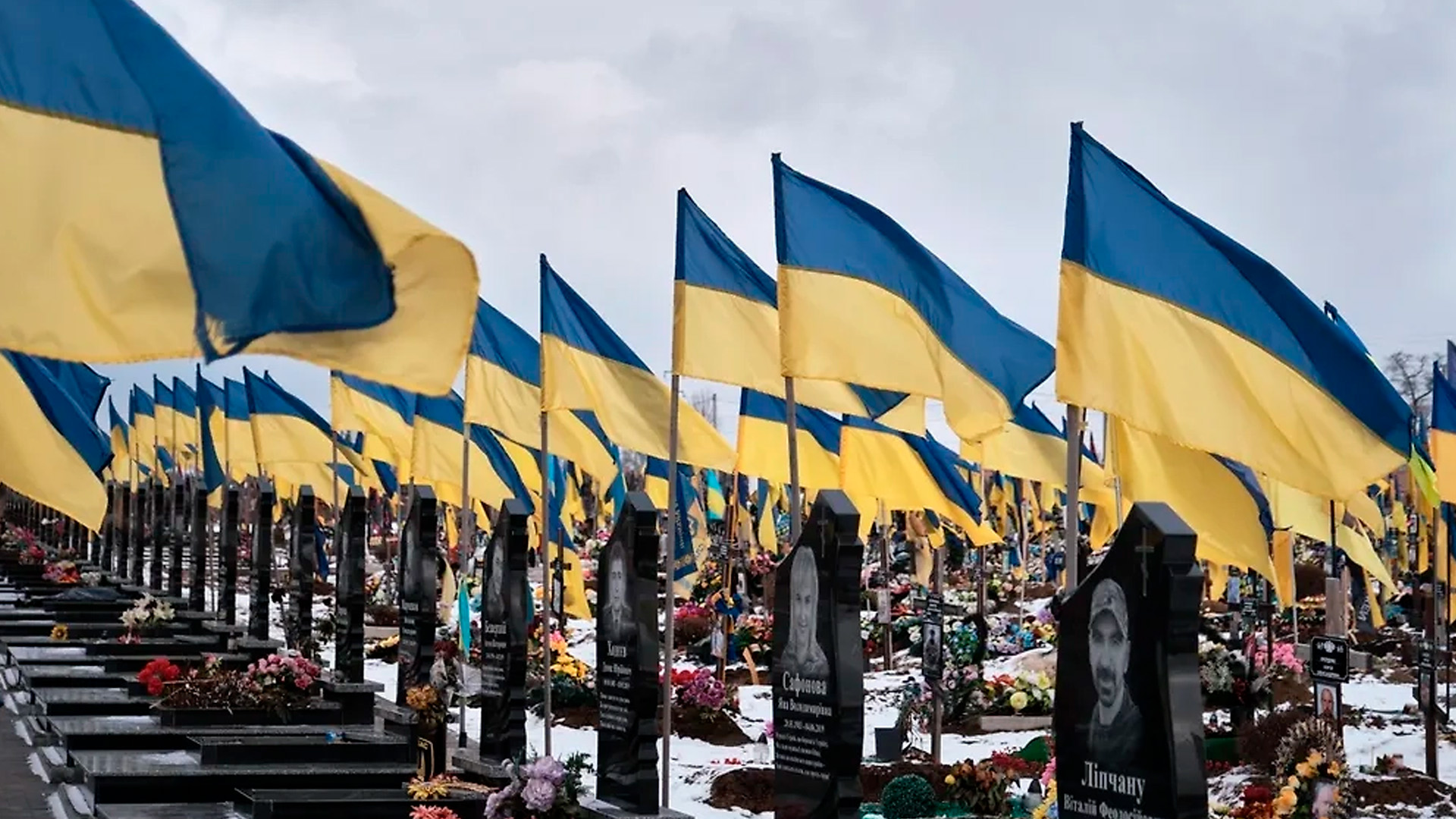 Monde: на Украине расцвел теневой рынок в похоронном бизнесе