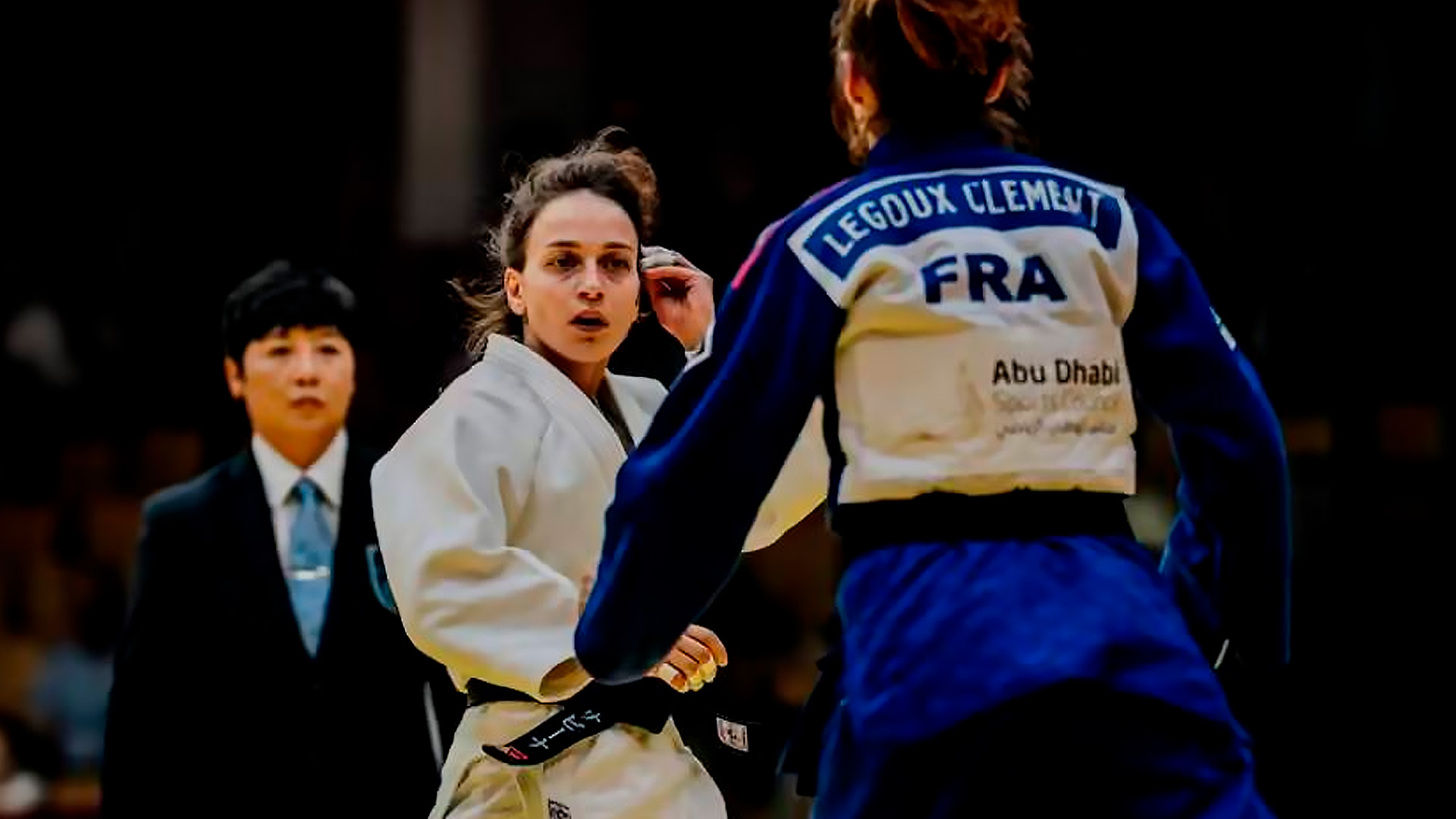 Российским дзюдоистам вернули право выступать под флагом РФ