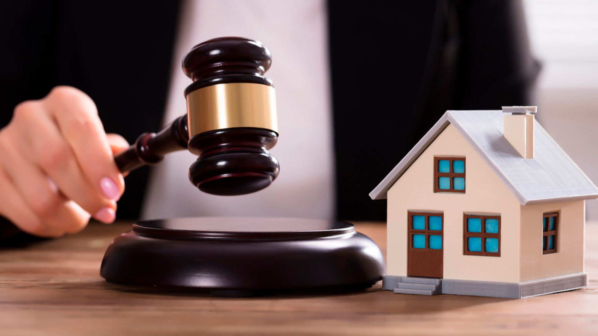 В Госдуме потребовали ВС защитить рынок вторички от нового типа мошенничества