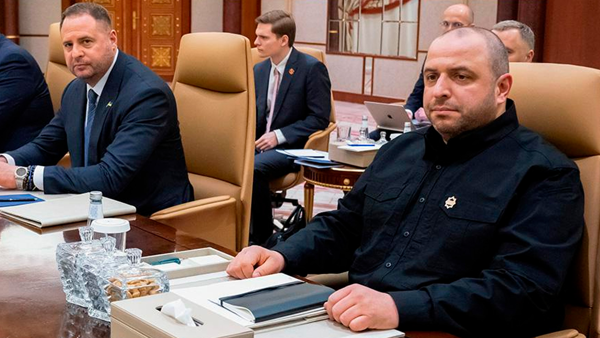 Киев утвердил делегацию для переговоров по мирному плану США