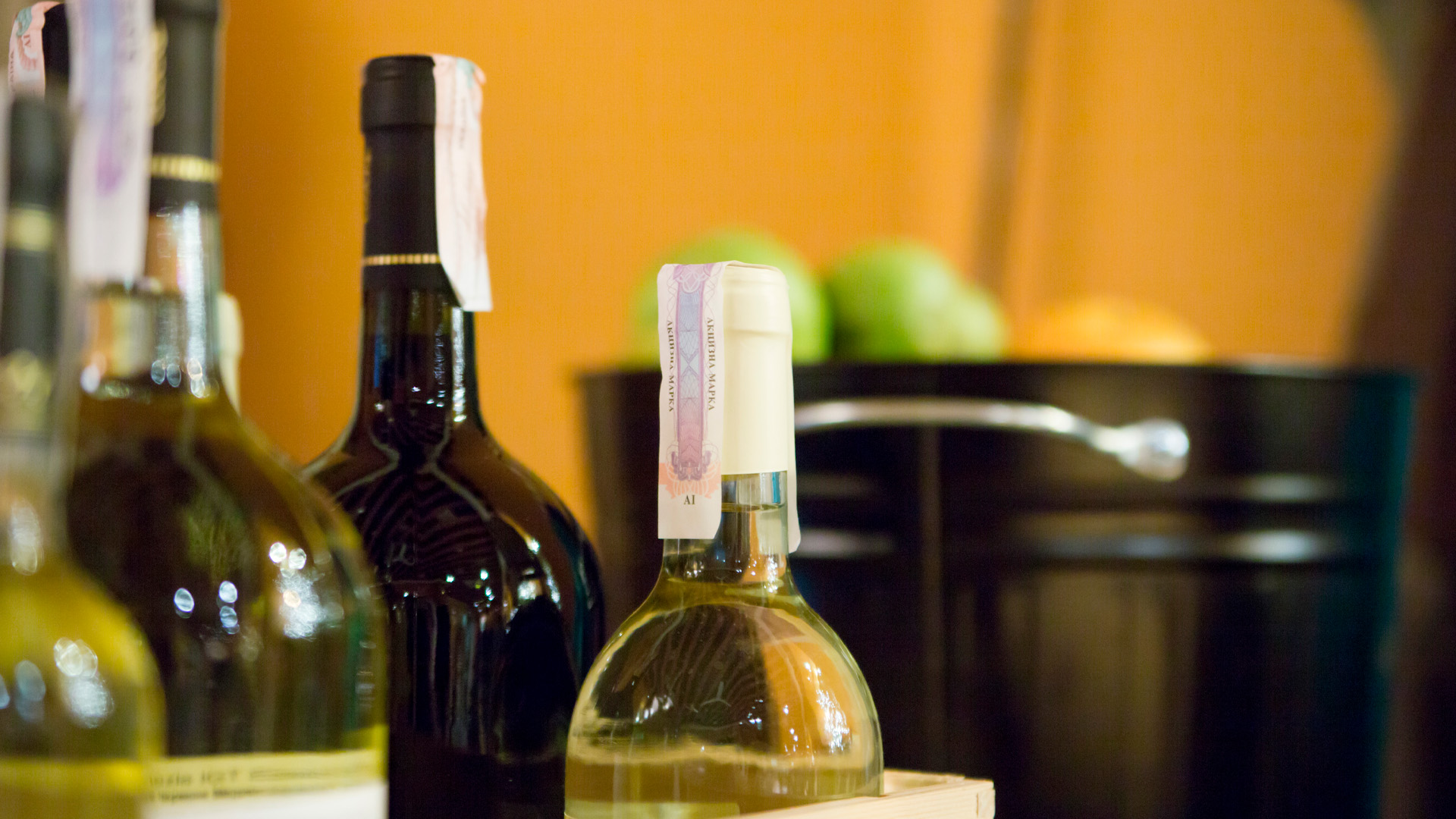 В России решили запретить продажу безалкогольного пива и вина несовершеннолетним