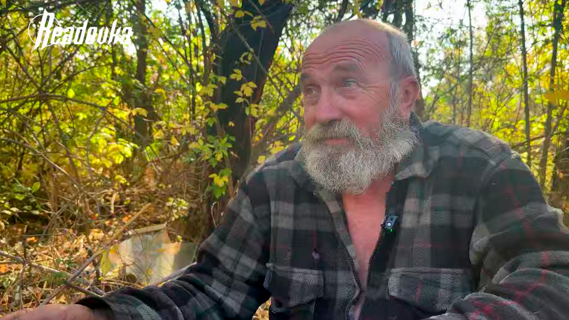 История одного человека, который восстанавливает целое село в ДНР