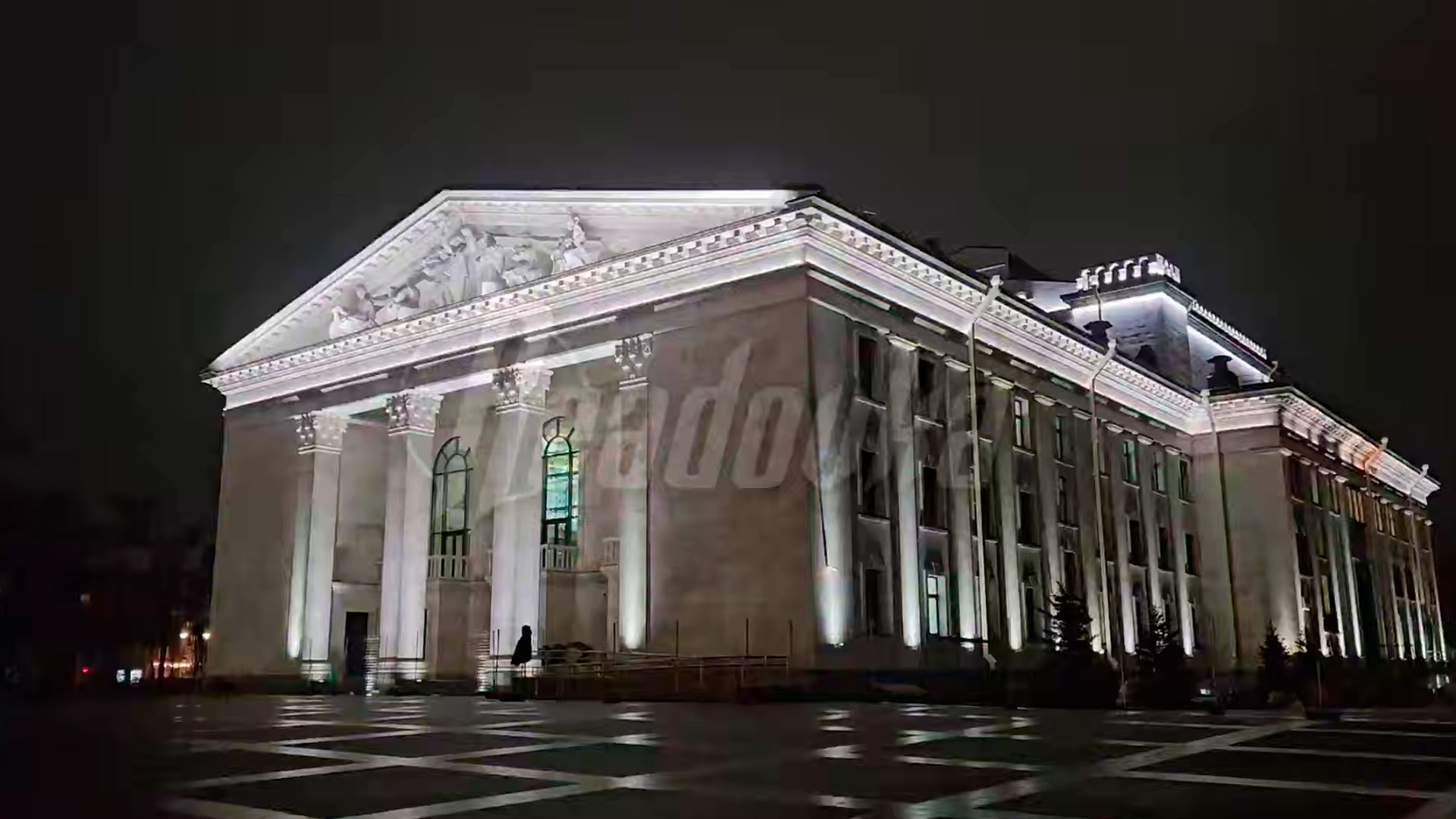 Драмтеатр в Мариуполе уже скоро откроет свои двери