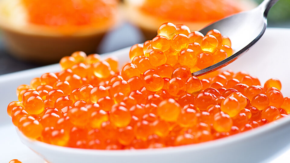 Эксперт рассказал, как отличить натуральную икру от подделки