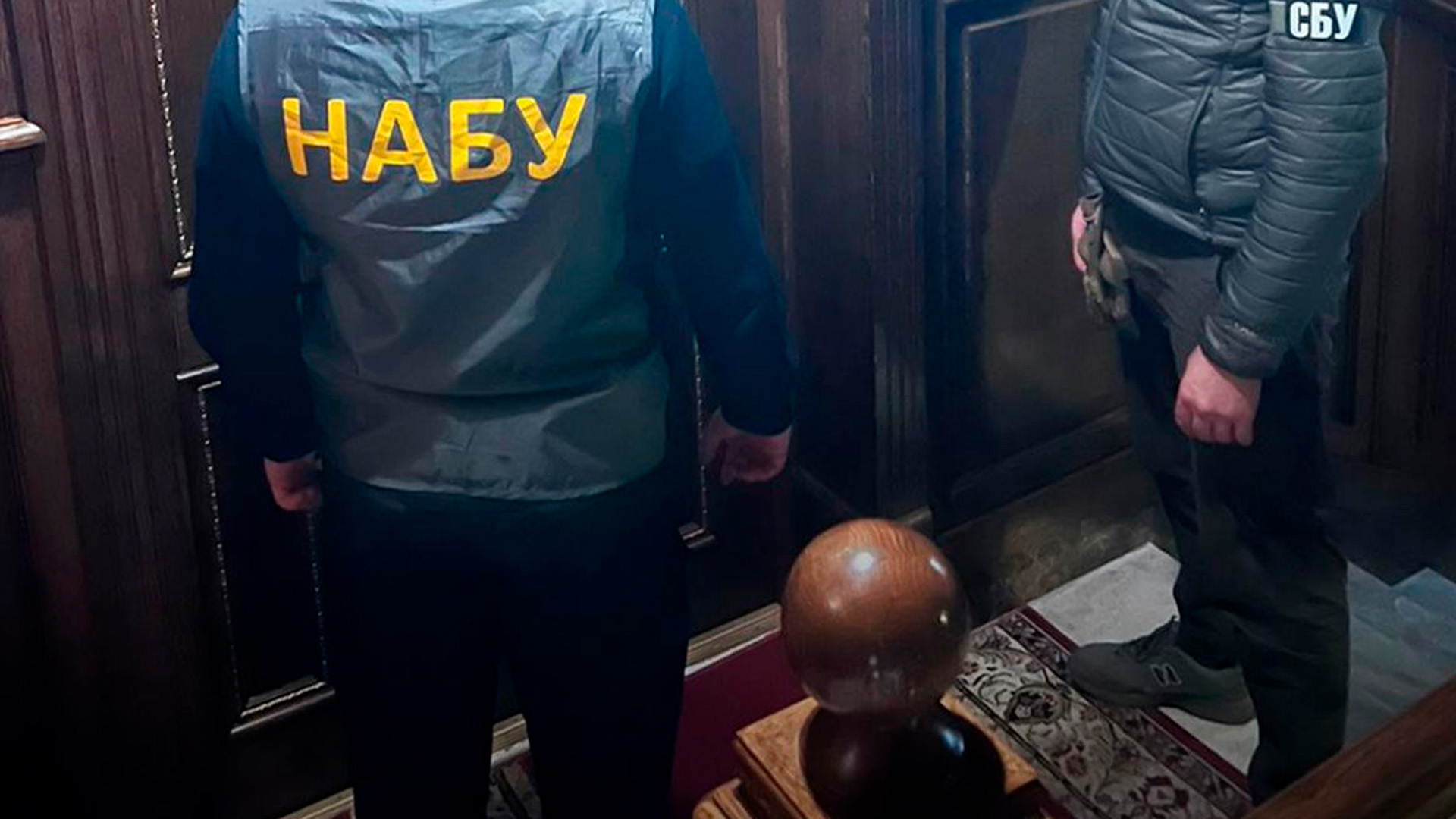 НАБУ разоблачило преступную группу с действующими депутатами Рады