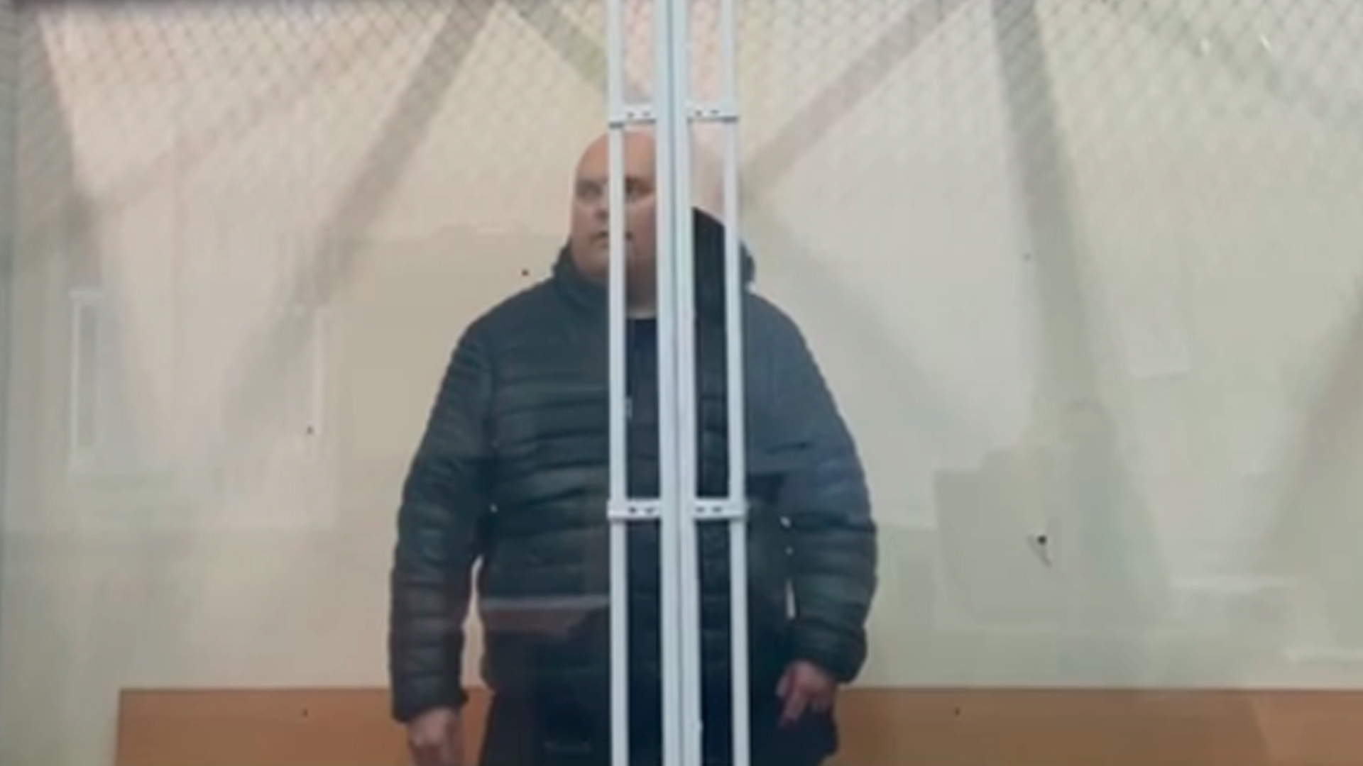 В Петербурге начальника колонии Михайлова отправили под домашний арест за взятки