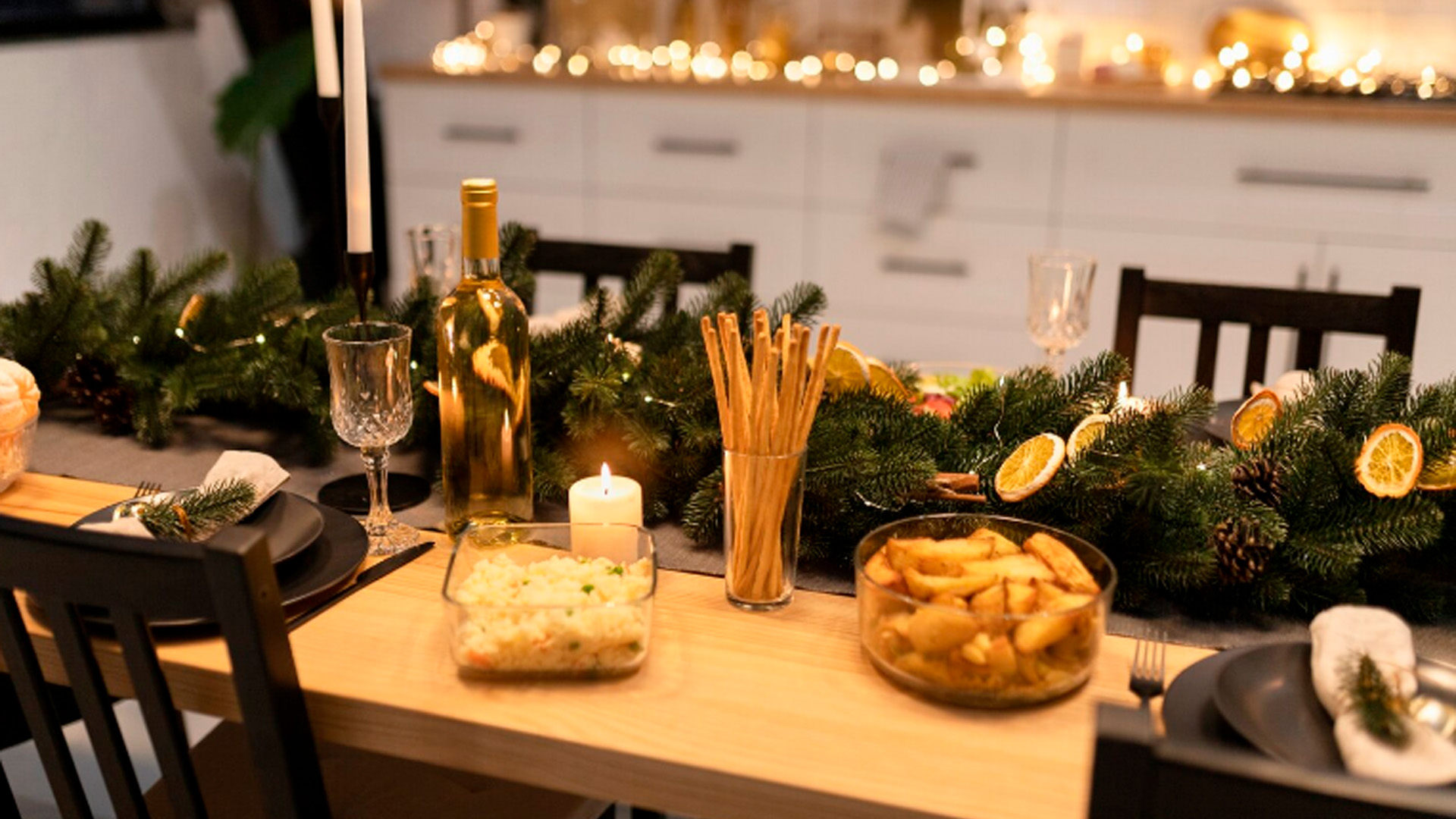 О чем женщины говорят в канун Нового года, или Как поругаться с подругами из-за салатов