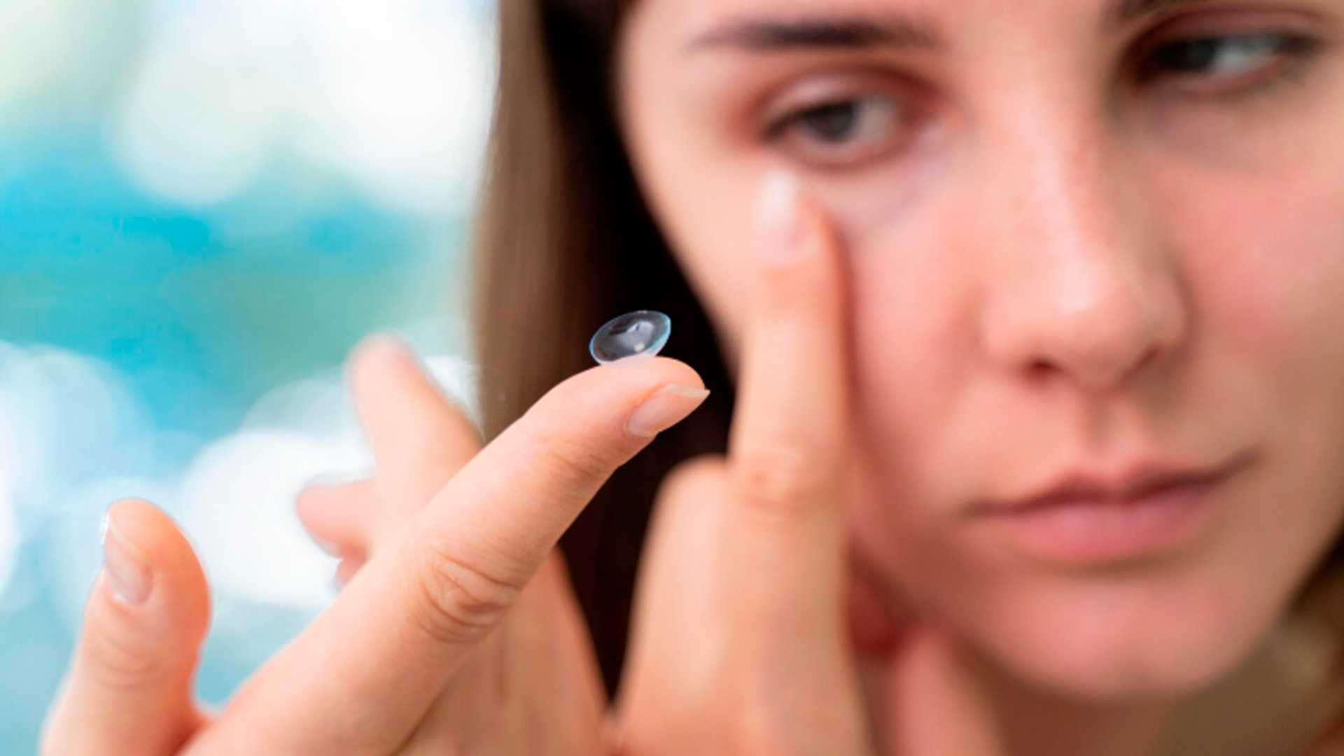 Врач ответила, смогут ли ночные линзы заменить лазерную коррекцию зрения