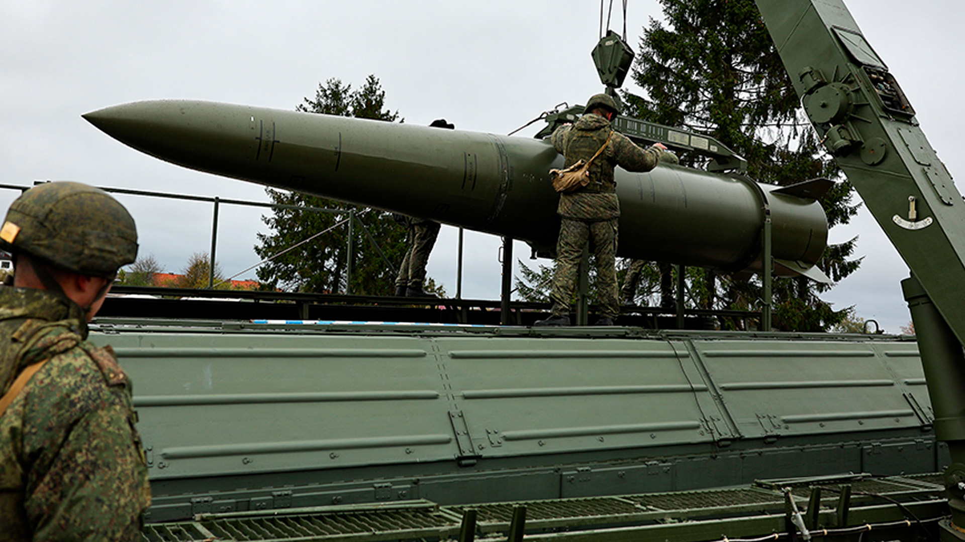 Русская армия нанесла массированный удар по военной инфраструктуре Украины