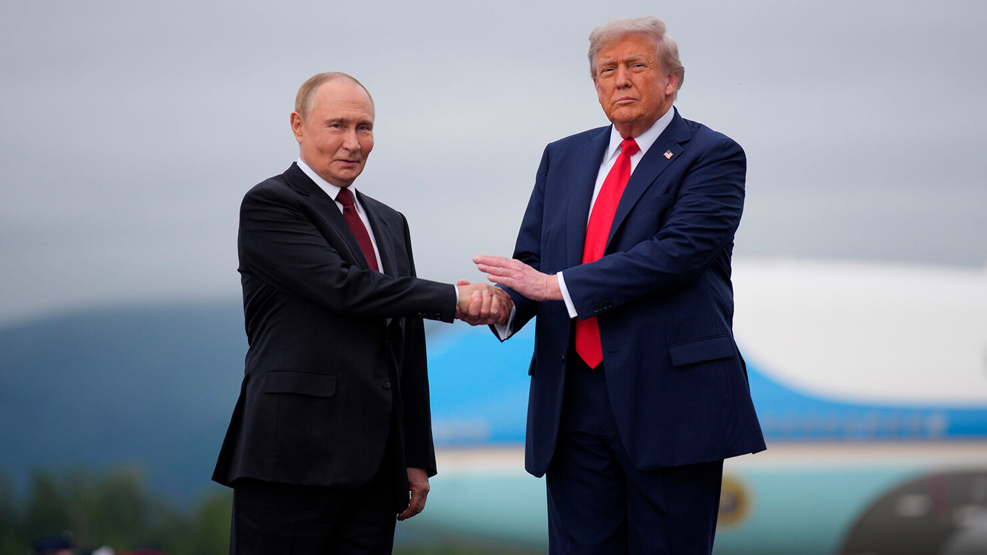 Путин и Трамп обсудили атаку на госрезиденцию и переговоры с Киевом