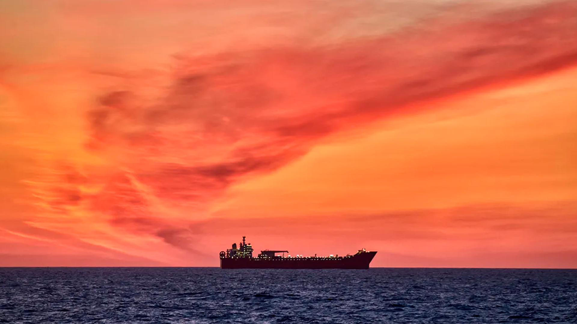 Танкер под флагом России был атакован у берегов Турции