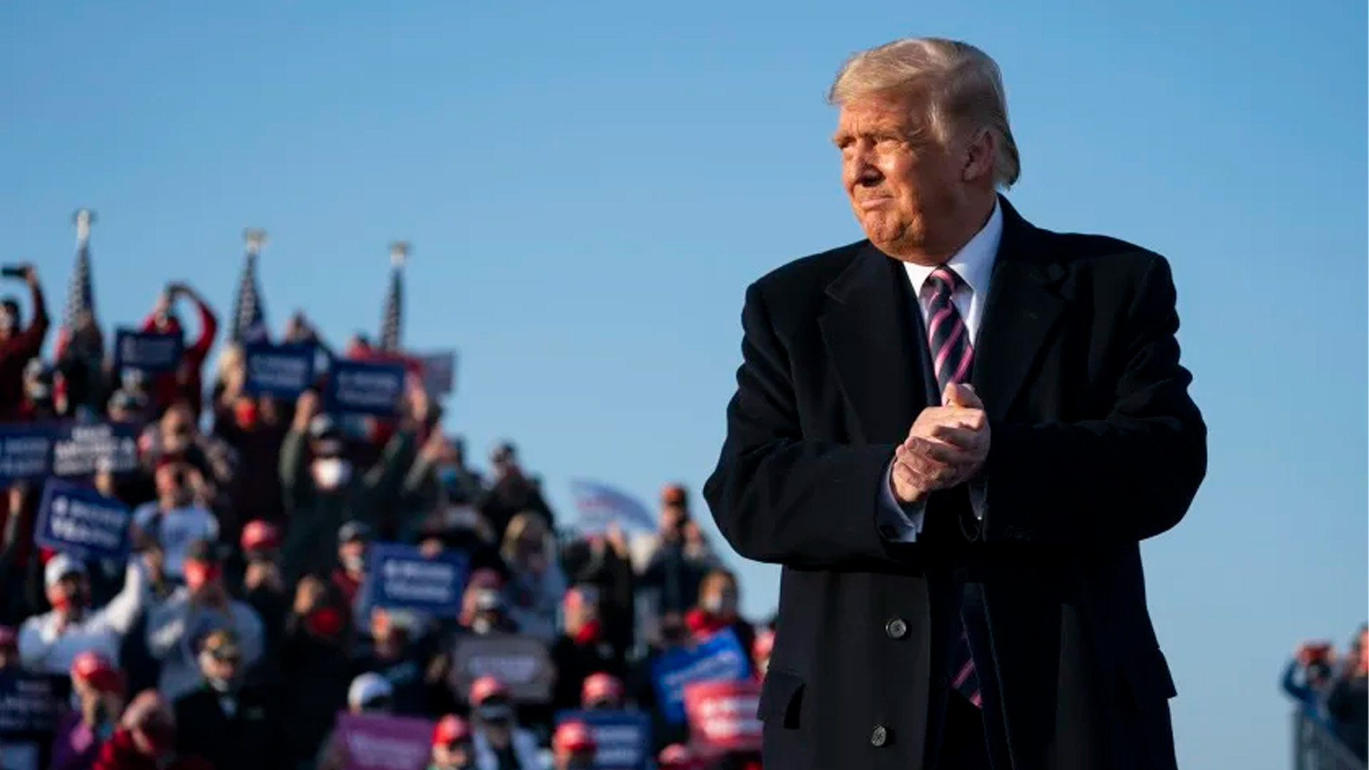 WSJ: Трамп попросил разработать план возможного нападения на Иран