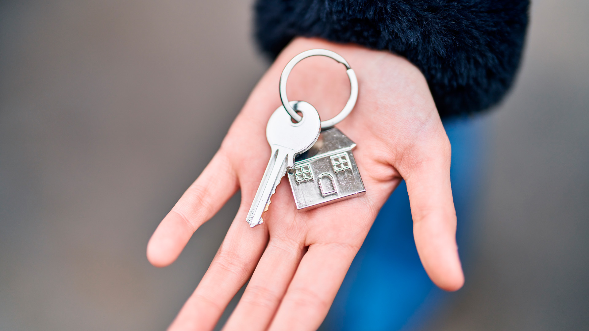 Лурье передали ключи от квартиры в Хамовниках