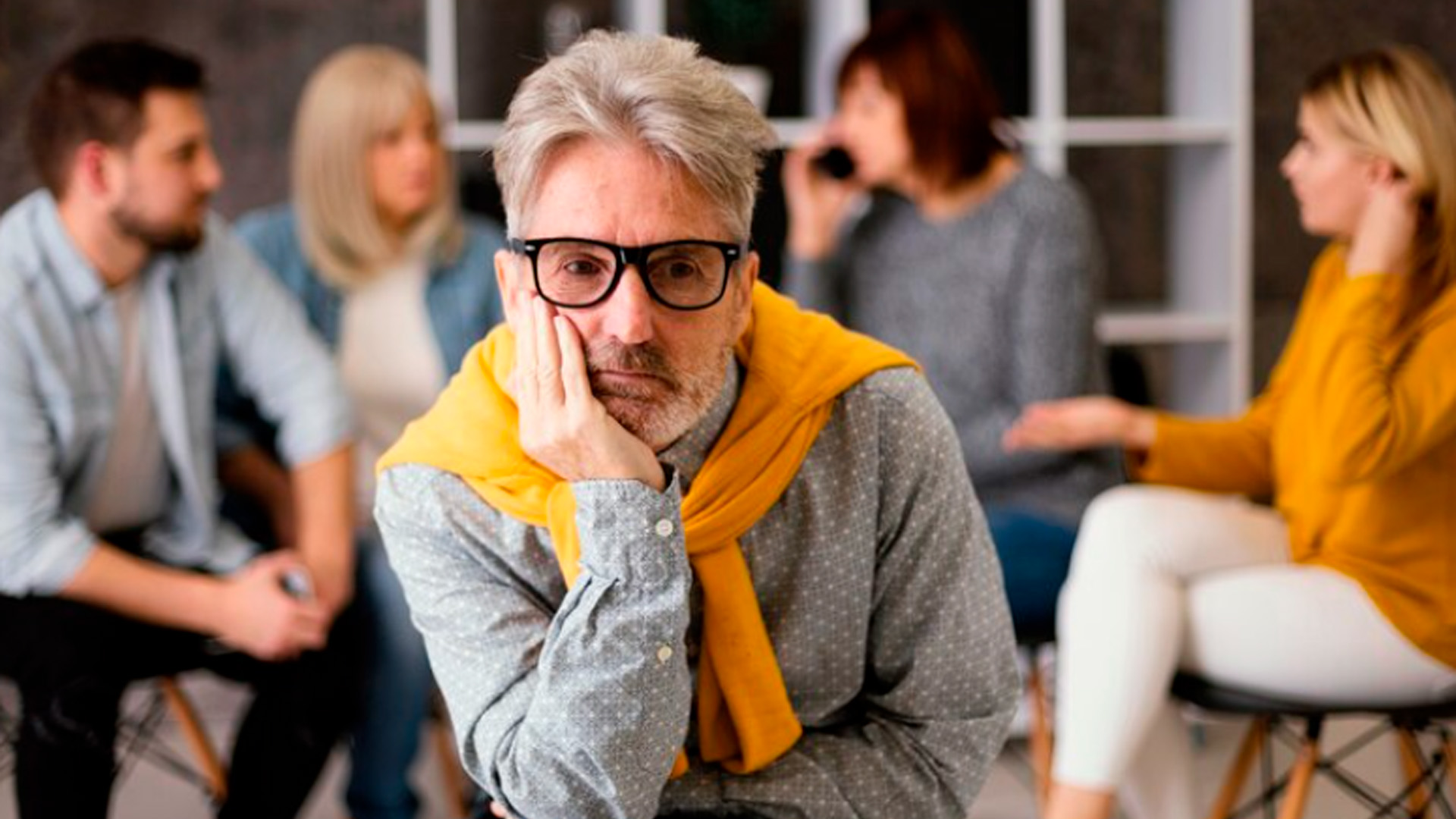 В каких профессиях следует работать тревожным людям, объяснил эксперт