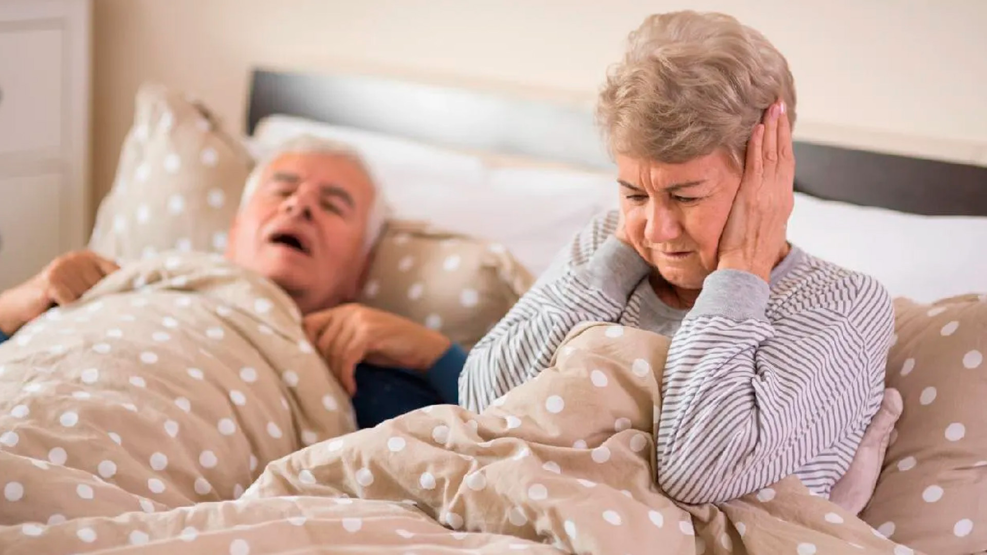 Врач назвал храп симптомом опасной патологии, ведущей к остановке дыхания