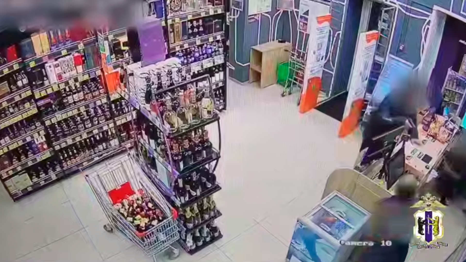 Житель Амурска пытался ограбить магазин ради продолжения застолья