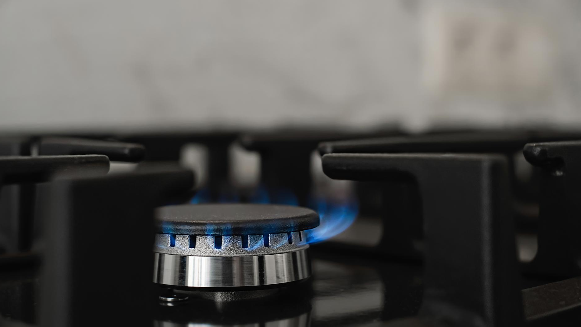 Газовые службы получили право отключать квартиры от газоснабжения