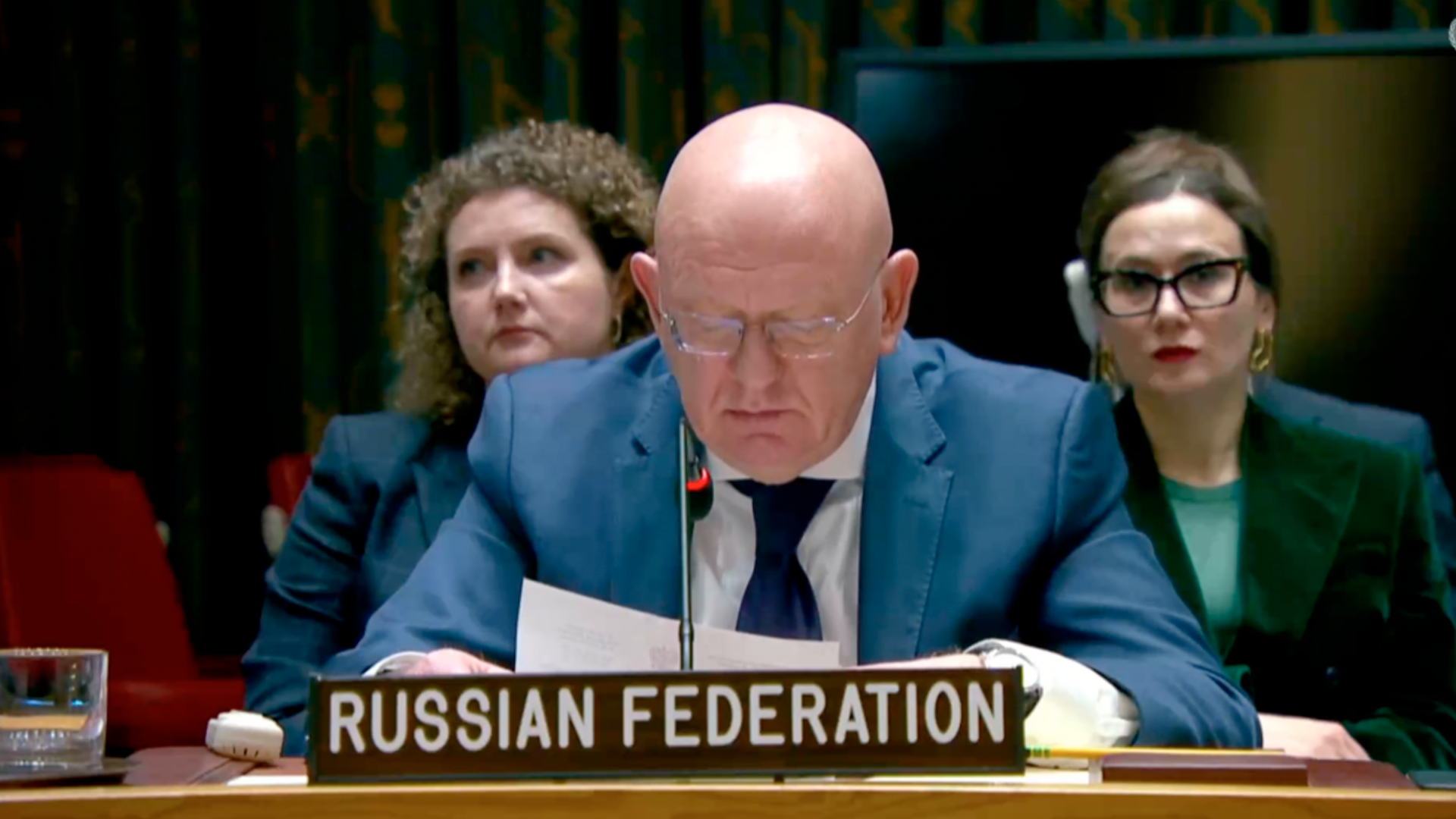 Небензя осудил планы по снабжению Украины ядерным оружием