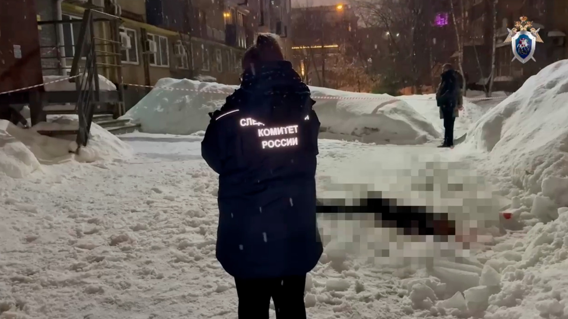 Упавшая с крыши дома ледяная глыба убила 19-летнюю жительницу Нижнего Новгорода