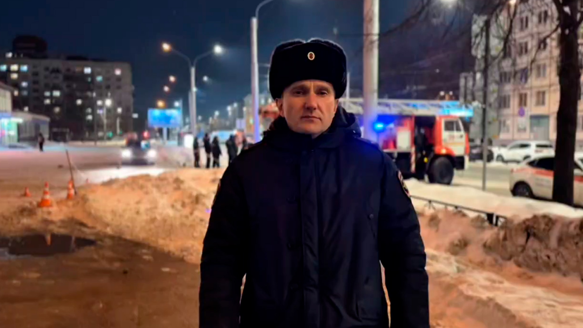 В Петербурге пожарный расчет насмерть сбил мальчика на тротуаре