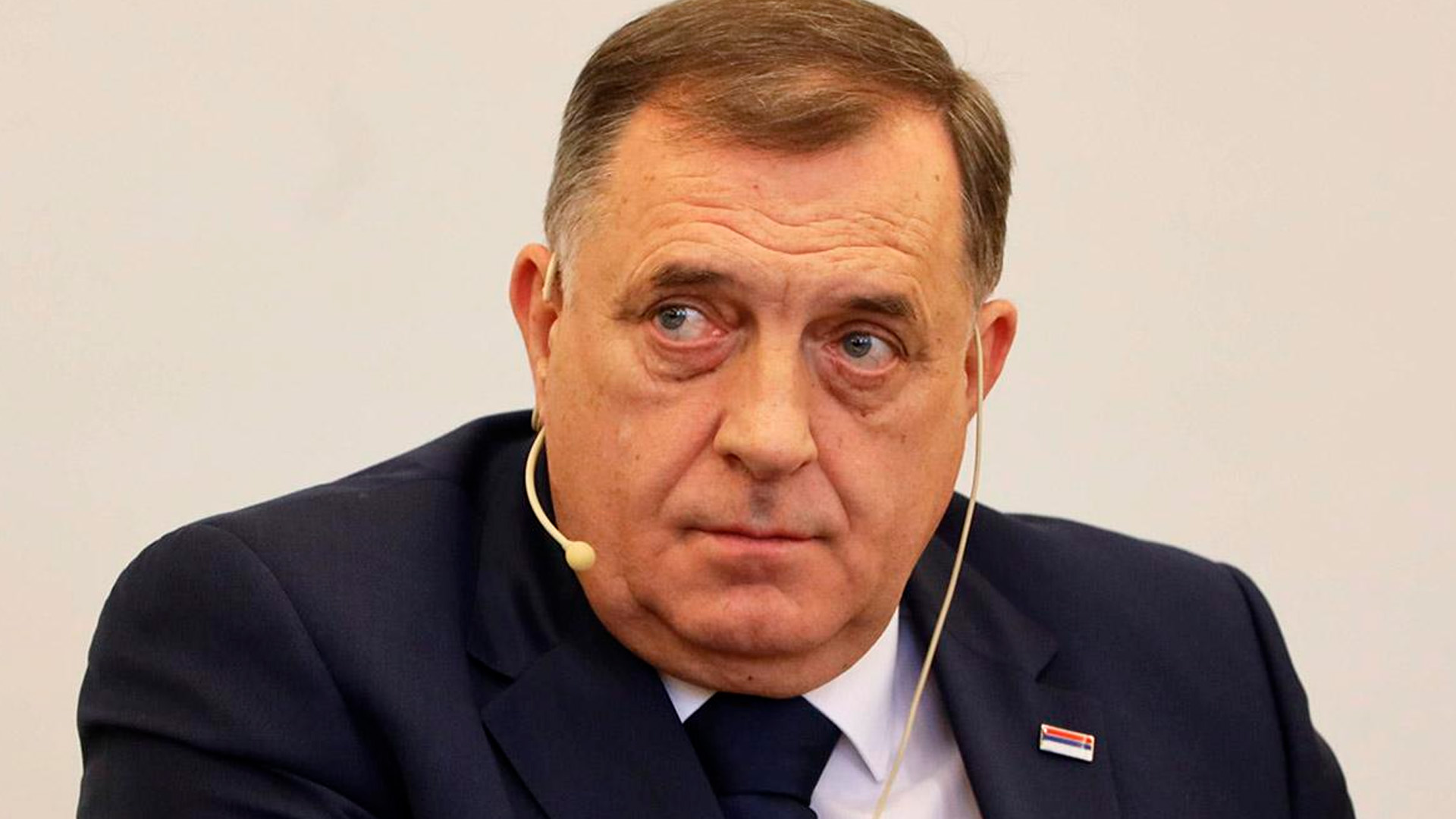 Милорад Додик пообещал посетить Москву на 9 Мая