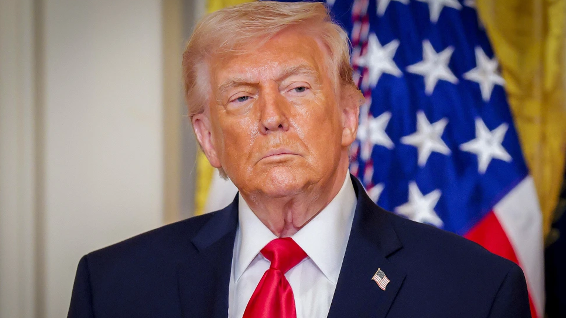 Трамп выразил удивление из-за отказа Зеленского заключать сделку по Украине