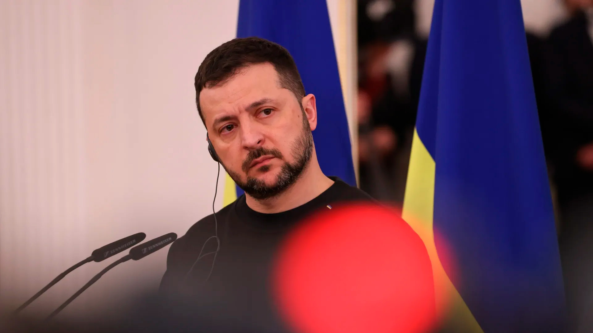 Политолог назвал возможные действия Трампа для устранения помехи в лице Зеленского