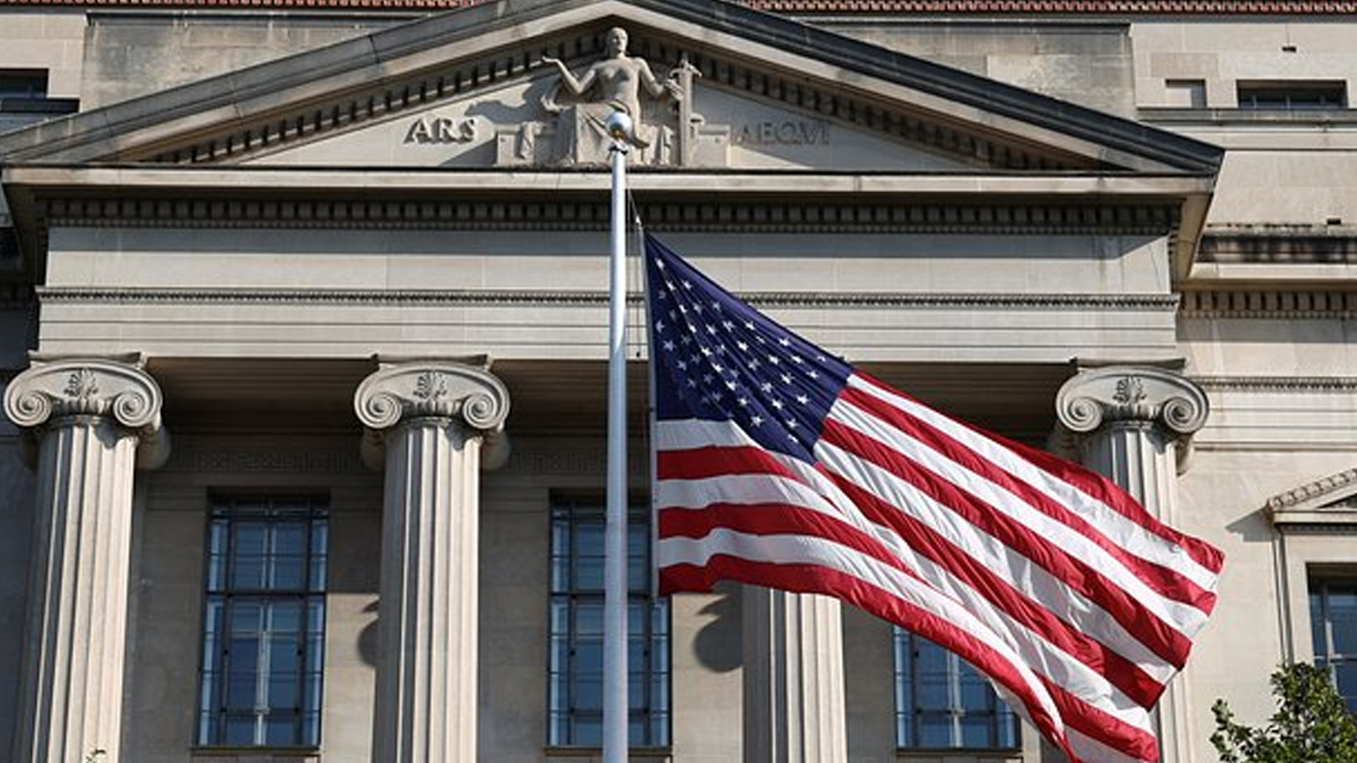 В США назвали страны, угрожающие их нацбезопасности