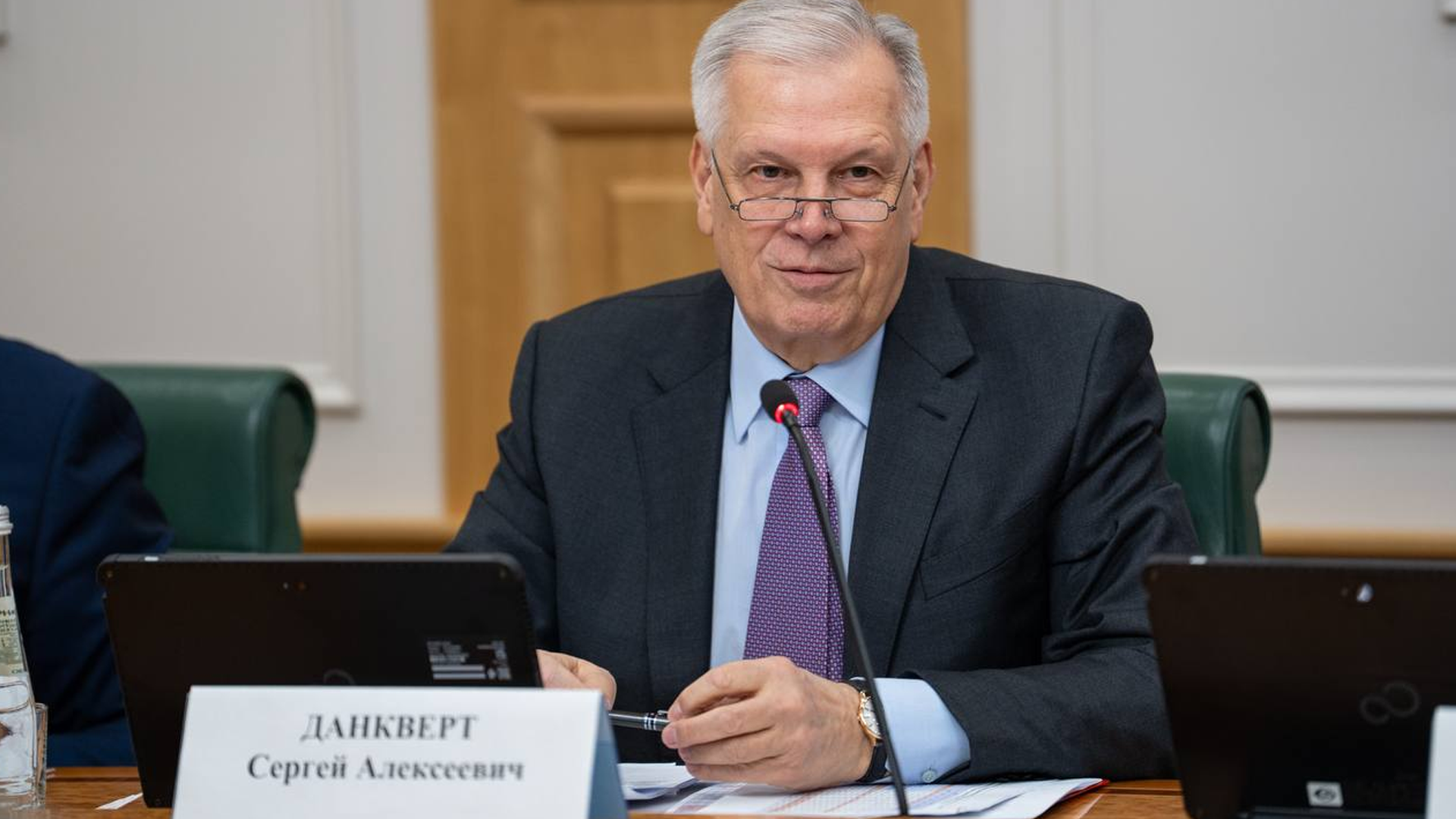 Рабочая группа во главе с руководителем Россельхоза направилась в Новосибирскую область