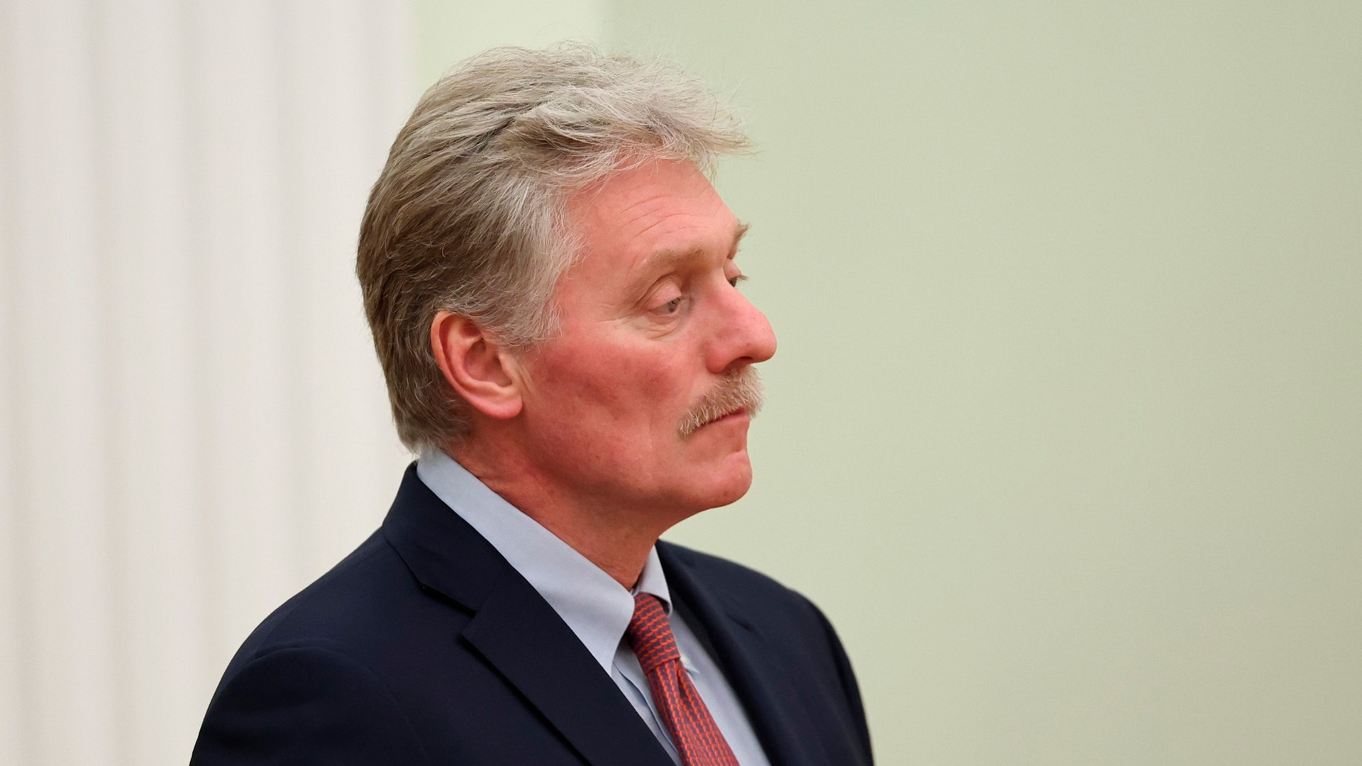 Песков: Москва проводила консультации с Вашингтоном по поставкам нефти на Кубу